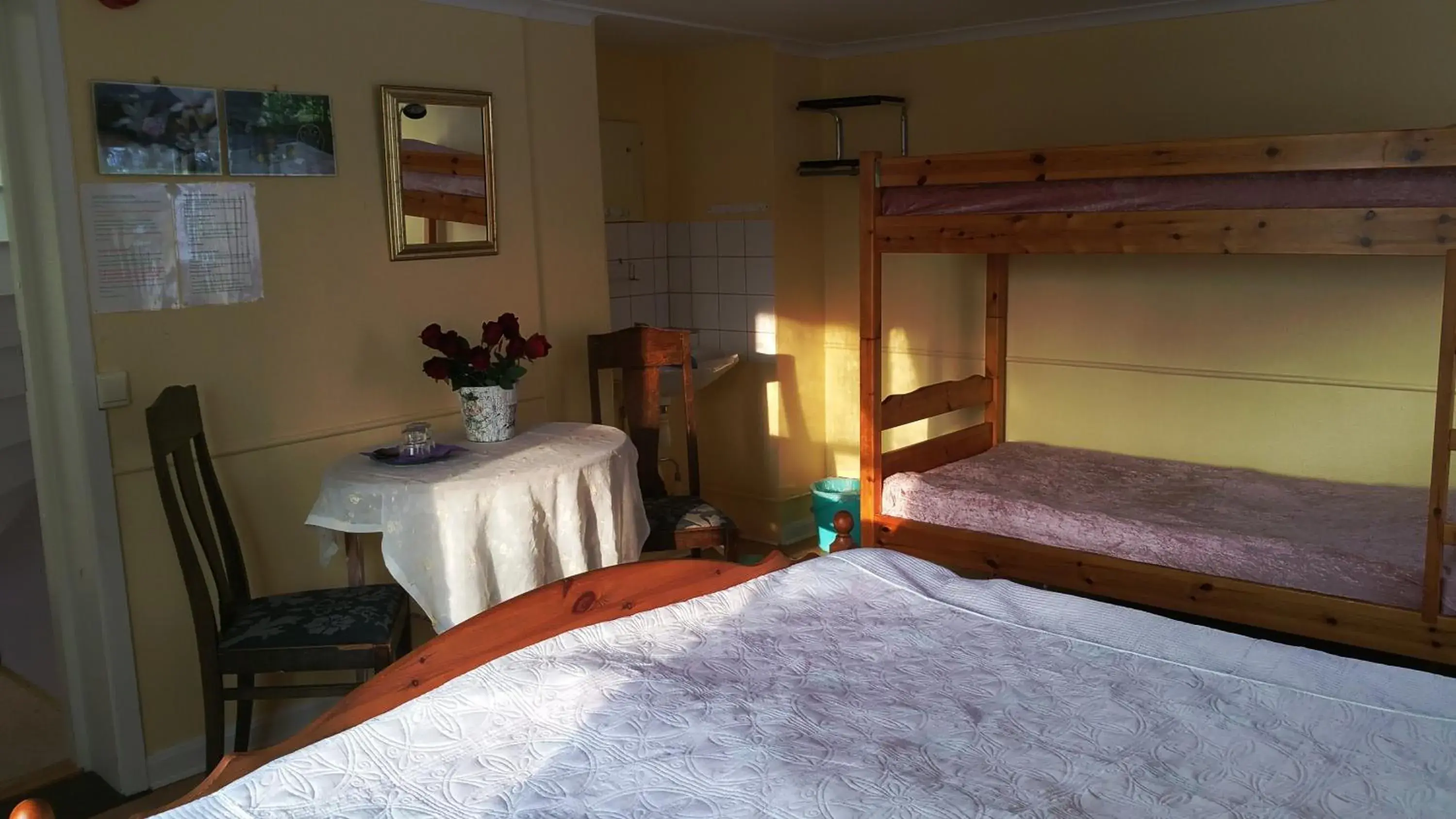 Quadruple Room with Shared Bathroom - single occupancy in Stora Djulö Vandrarhem Quadruple Room with Shared Bathroom - single occupancy in Stora Djulö Vandrarhem