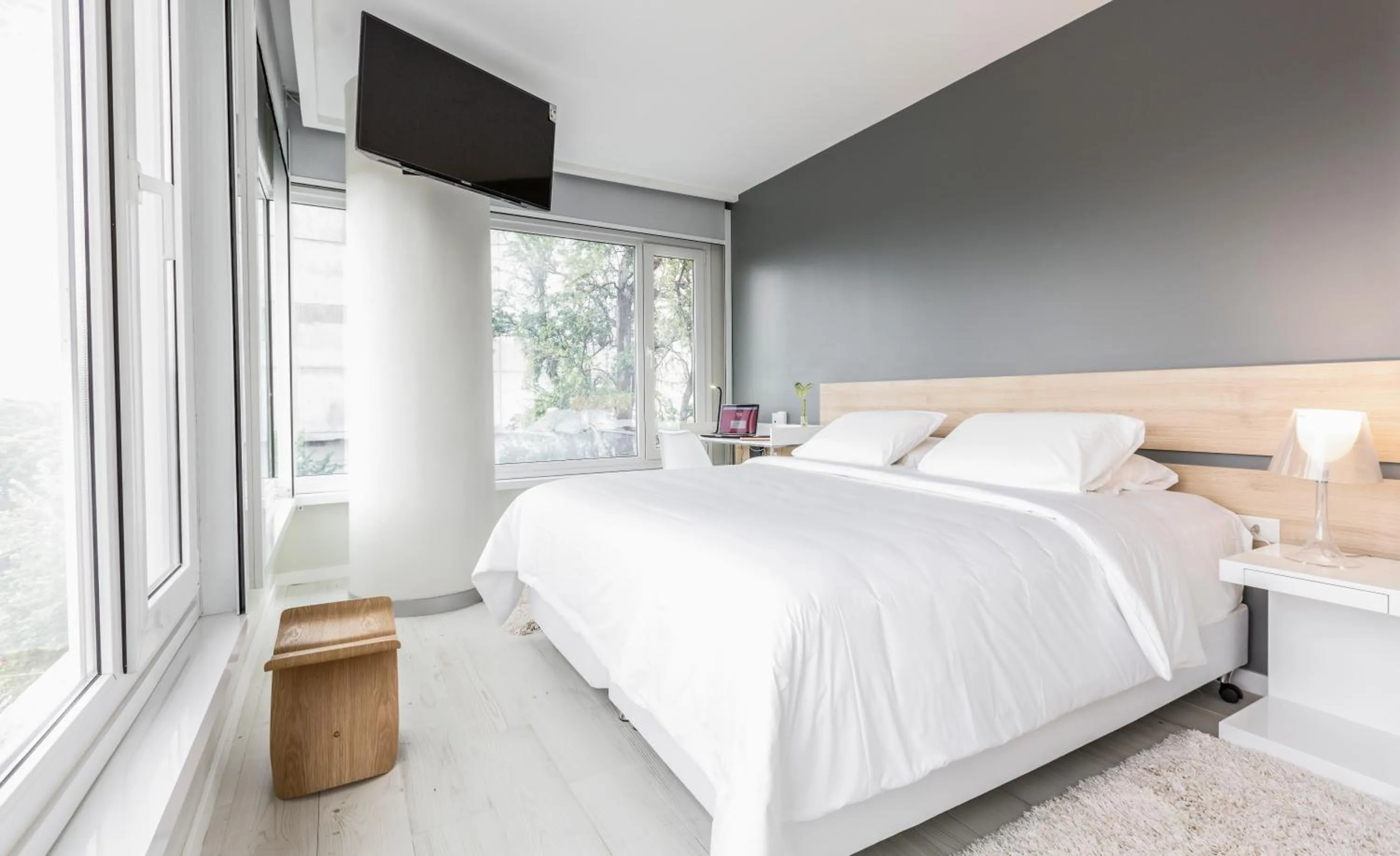 Photo of the whole room, Bed in Hub Hotel Asuncion