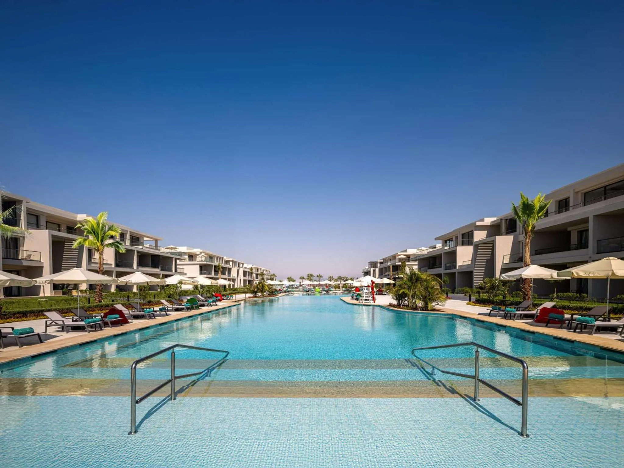 Pool view in Rixos Premium Magawish Bay View