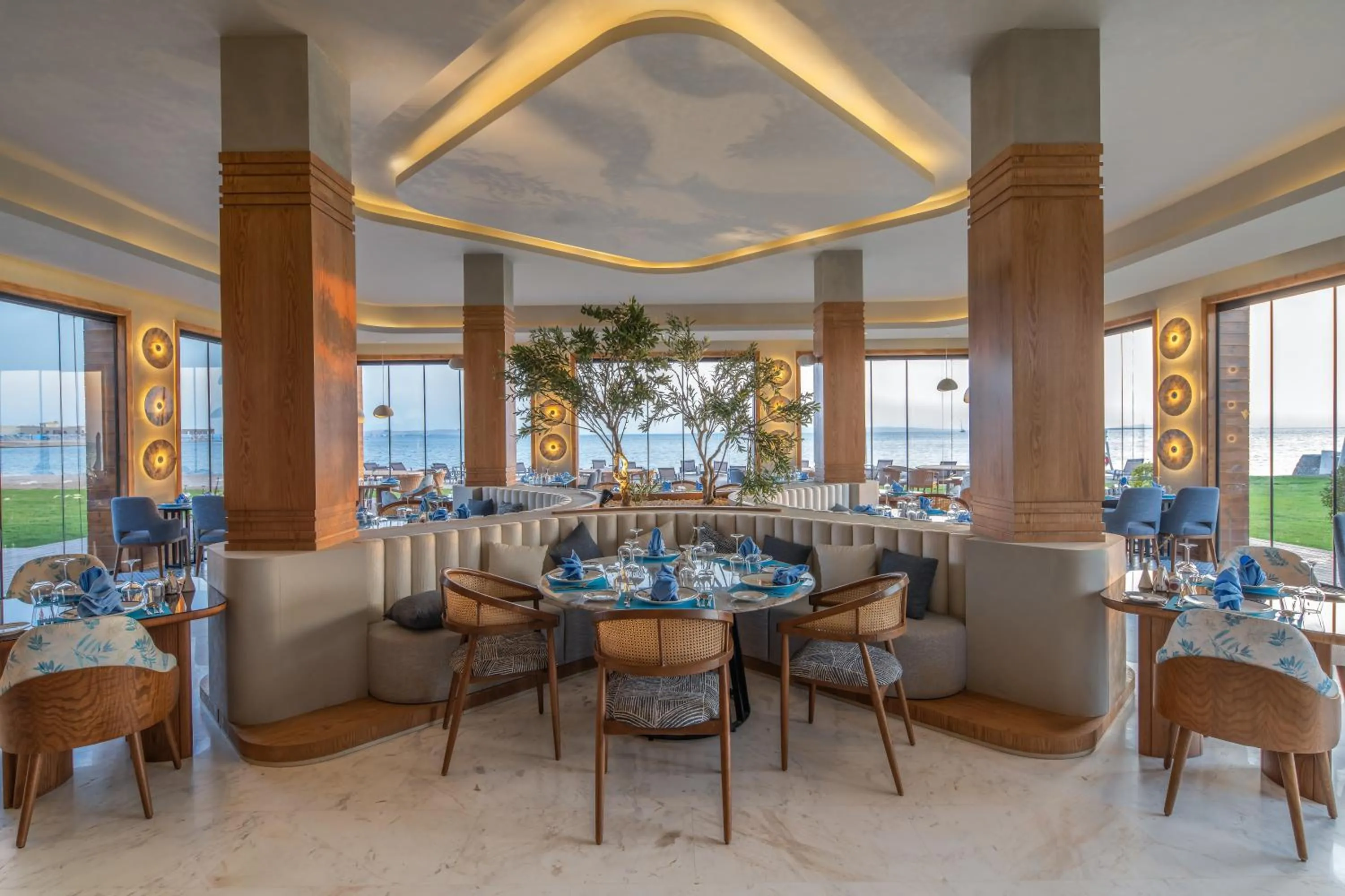 Restaurant/places to eat in Rixos Premium Magawish Bay View
