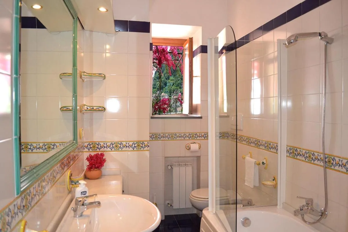 Shower in CVM Montagnella Relax