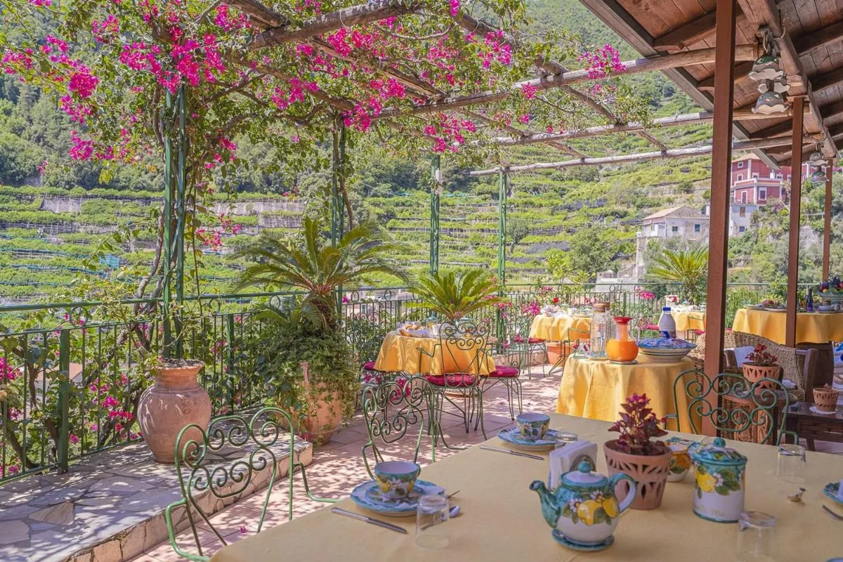 Patio in CVM Montagnella Relax