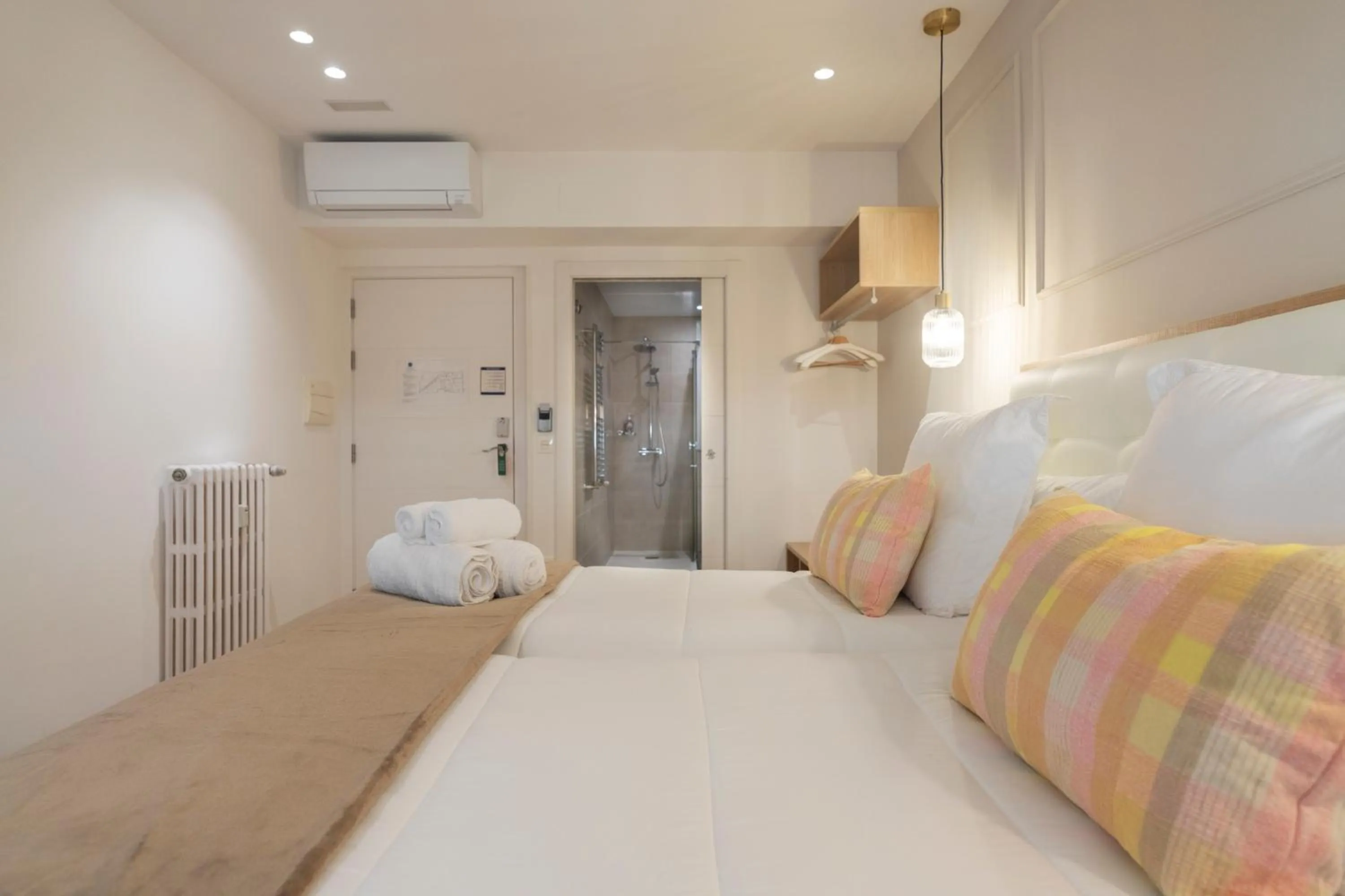 Decorative detail, Bed in Pension Del Mar