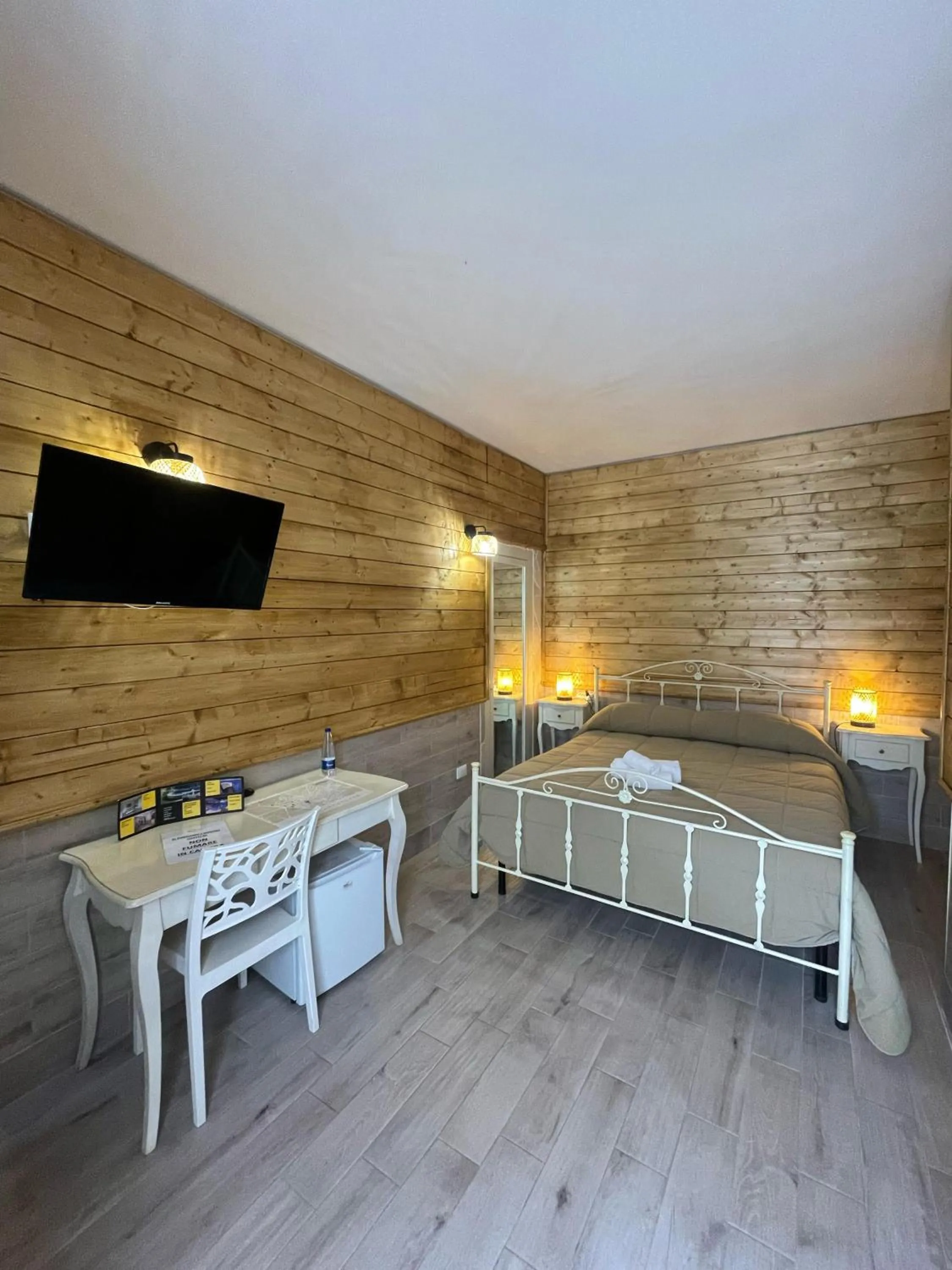 Bed in Re Sole Resort&Spa