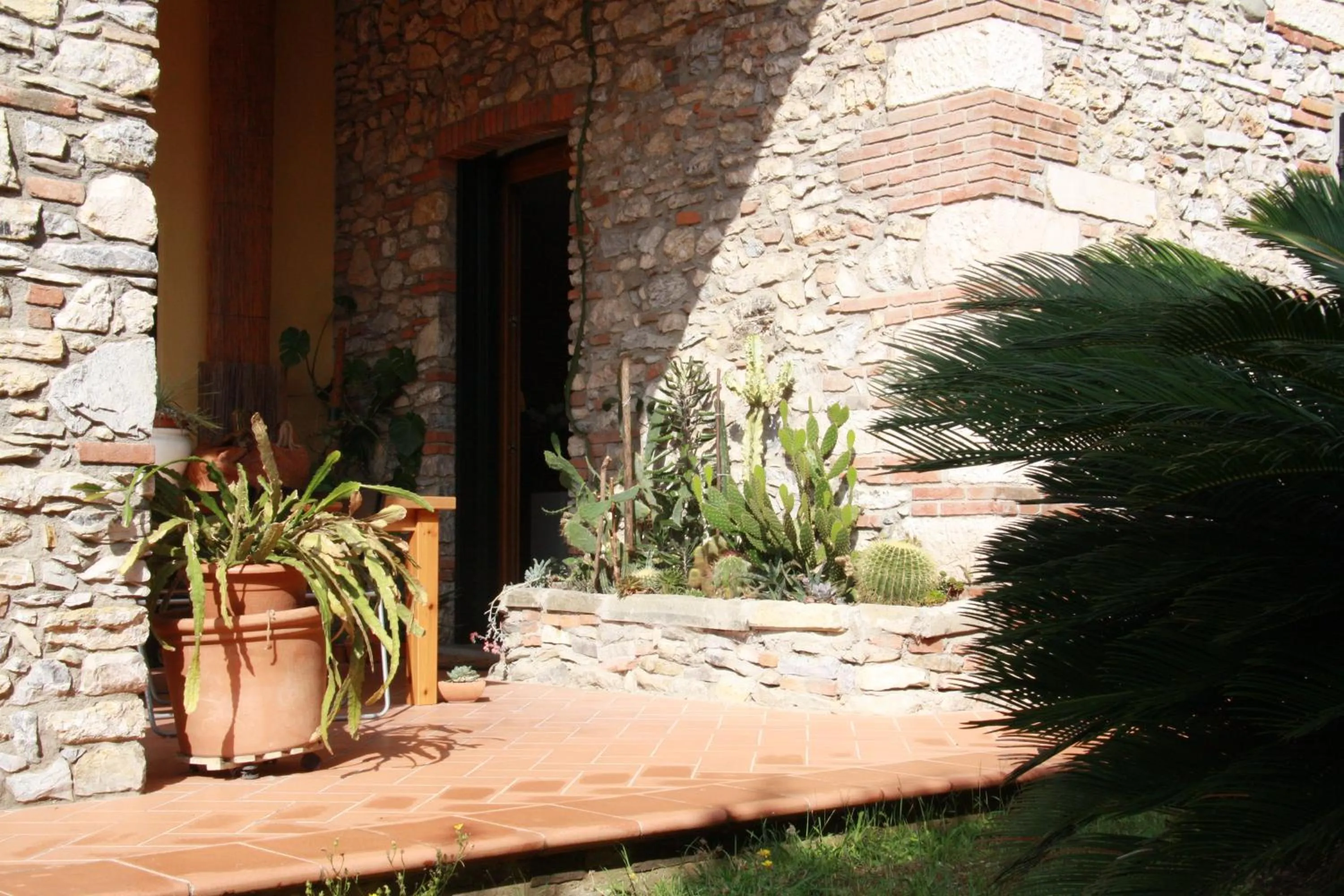 Facade/entrance in Pietra E Glicine B&B