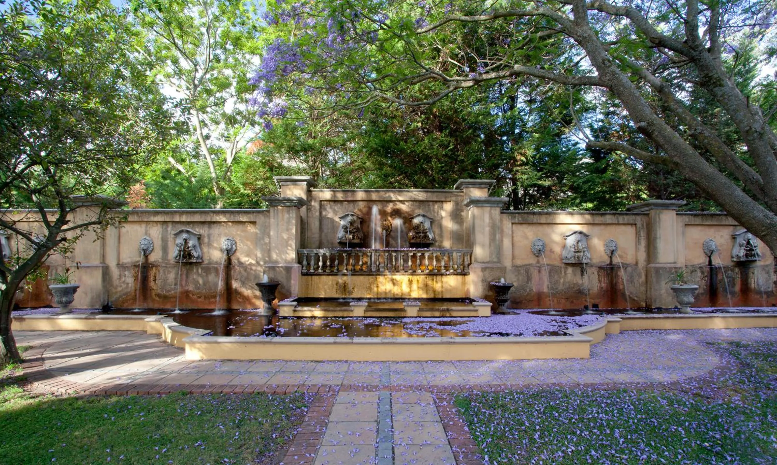 Day in Franschhoek Country House & Villas