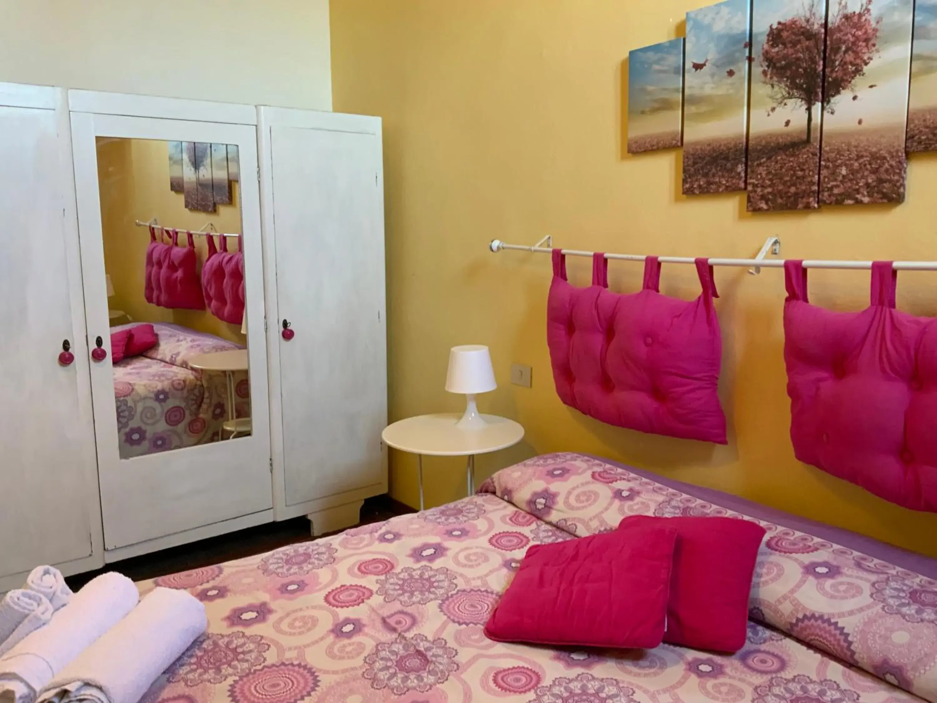 Double Room with Private Bathroom in Casa di Osio - Porta Romana Double Room with Private Bathroom in Casa di Osio - Porta Romana