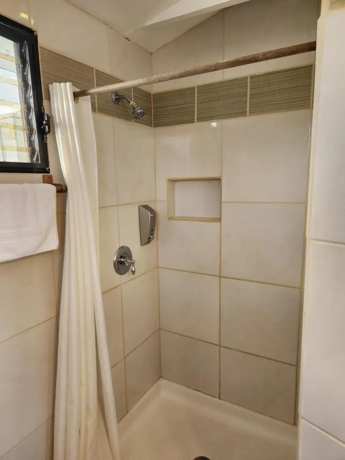 3 Bedroom Apartment with Ocean View in Maya Beach Hotel 3 Bedroom Apartment with Ocean View in Maya Beach Hotel