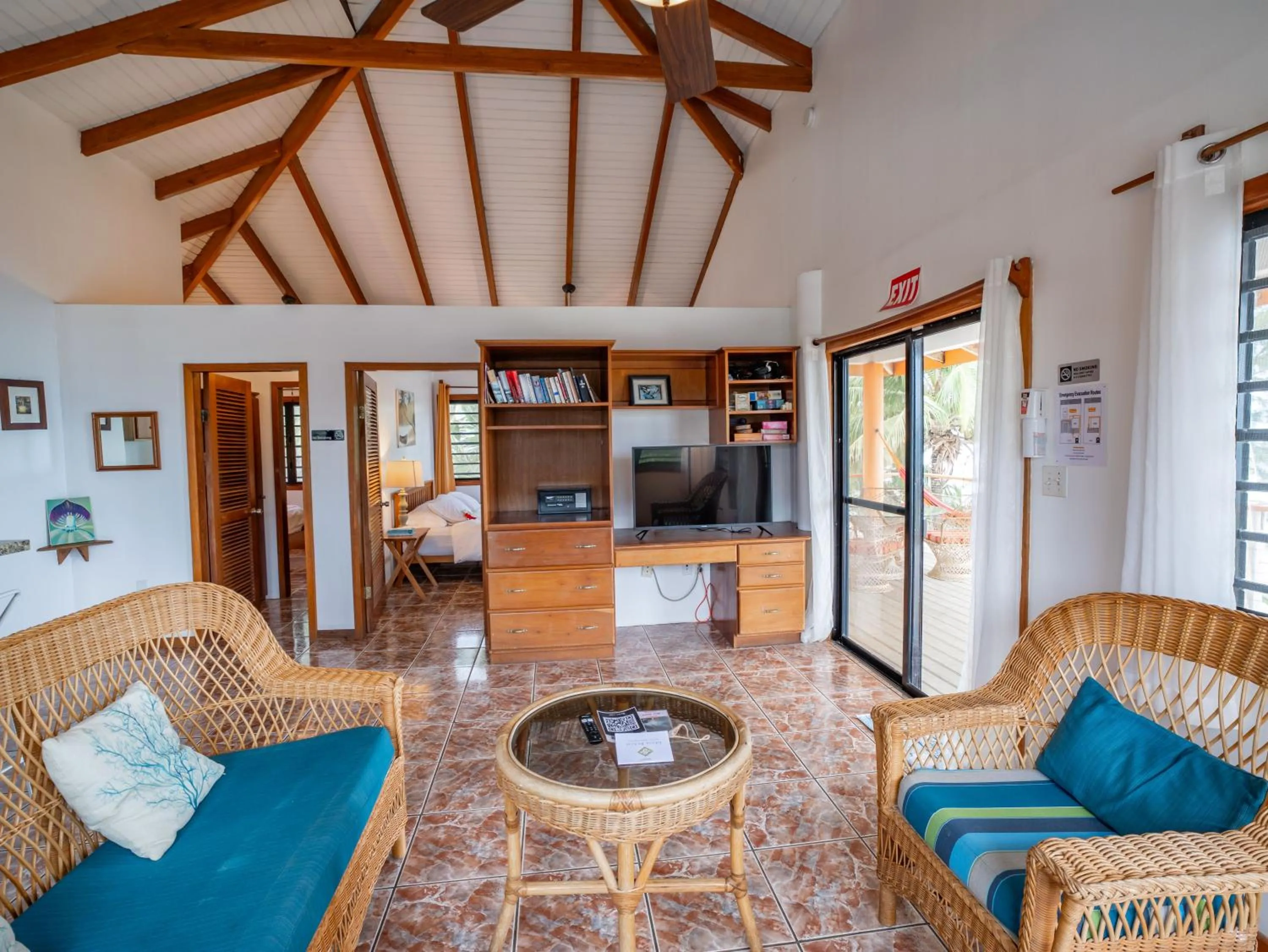 Living room in Maya Beach Hotel