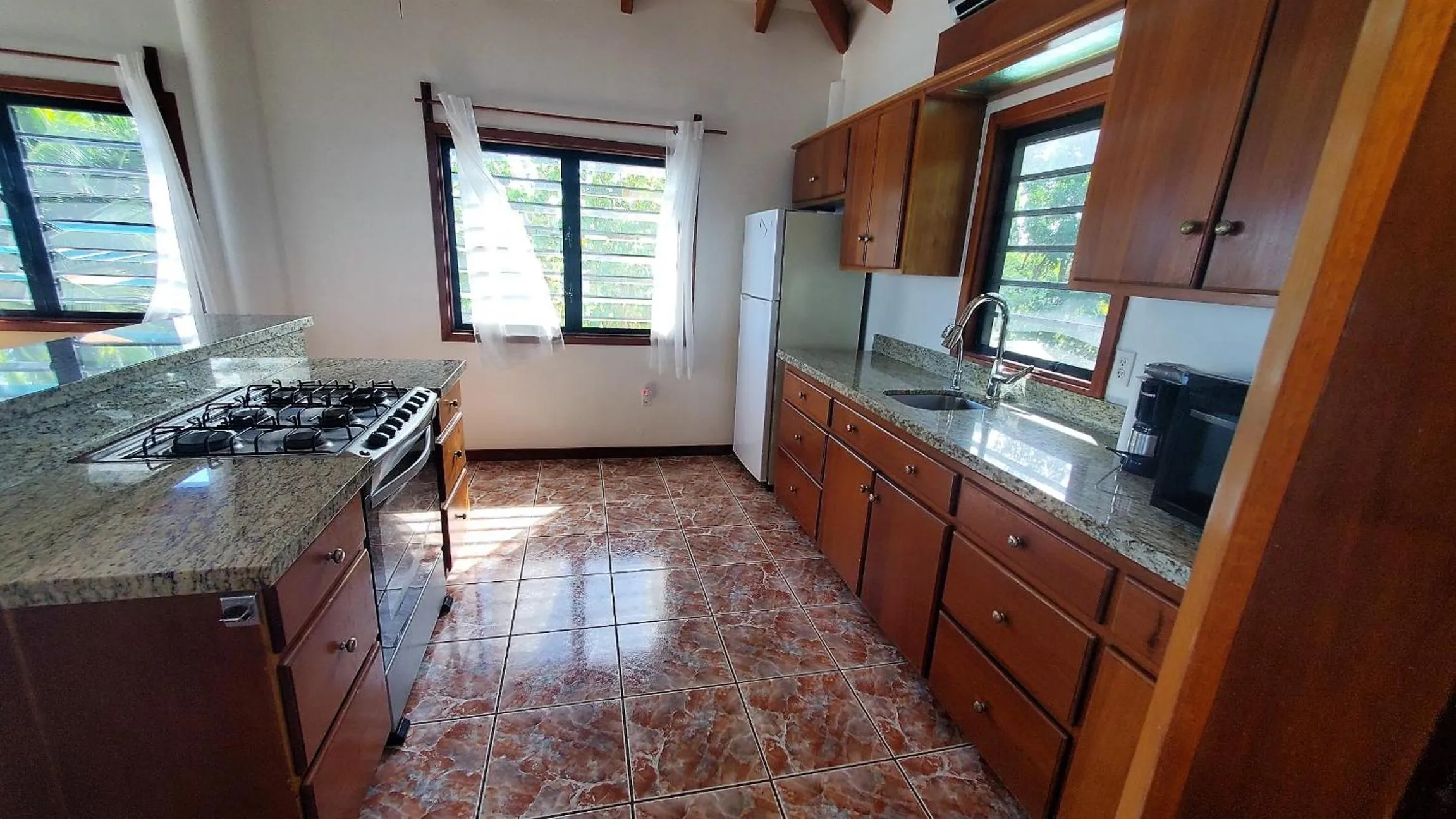 pet friendly in Maya Beach Hotel