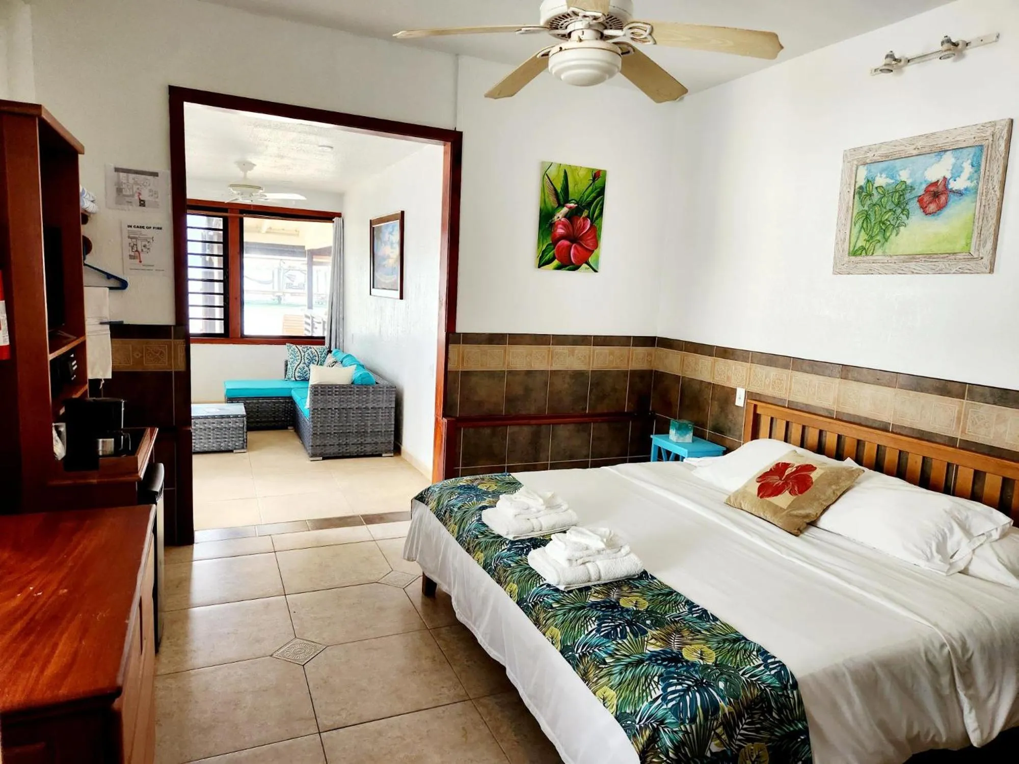 Bedroom, Bed in Maya Beach Hotel