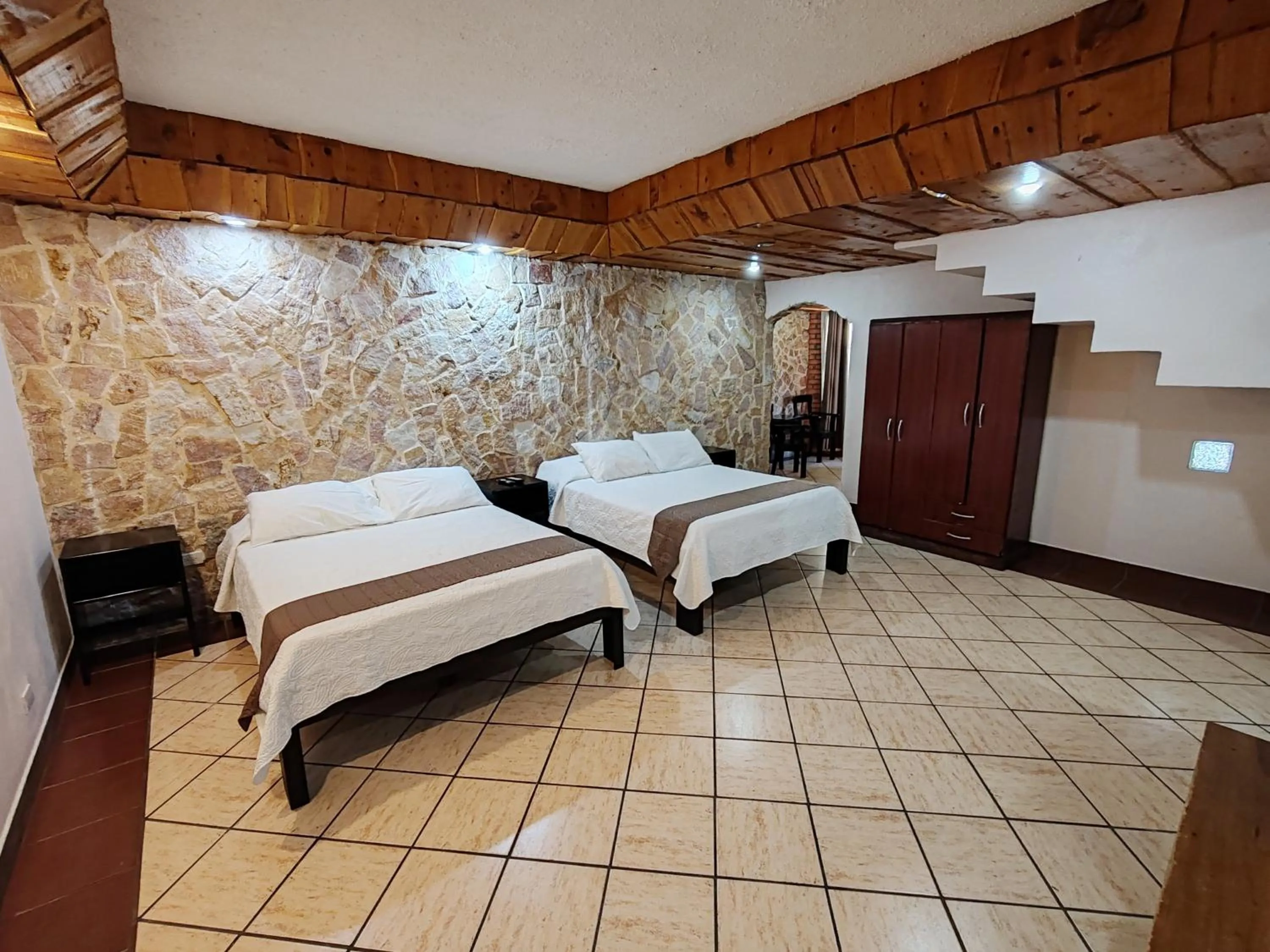 Photo of the whole room, Bed in Hotel Cibeles Resort