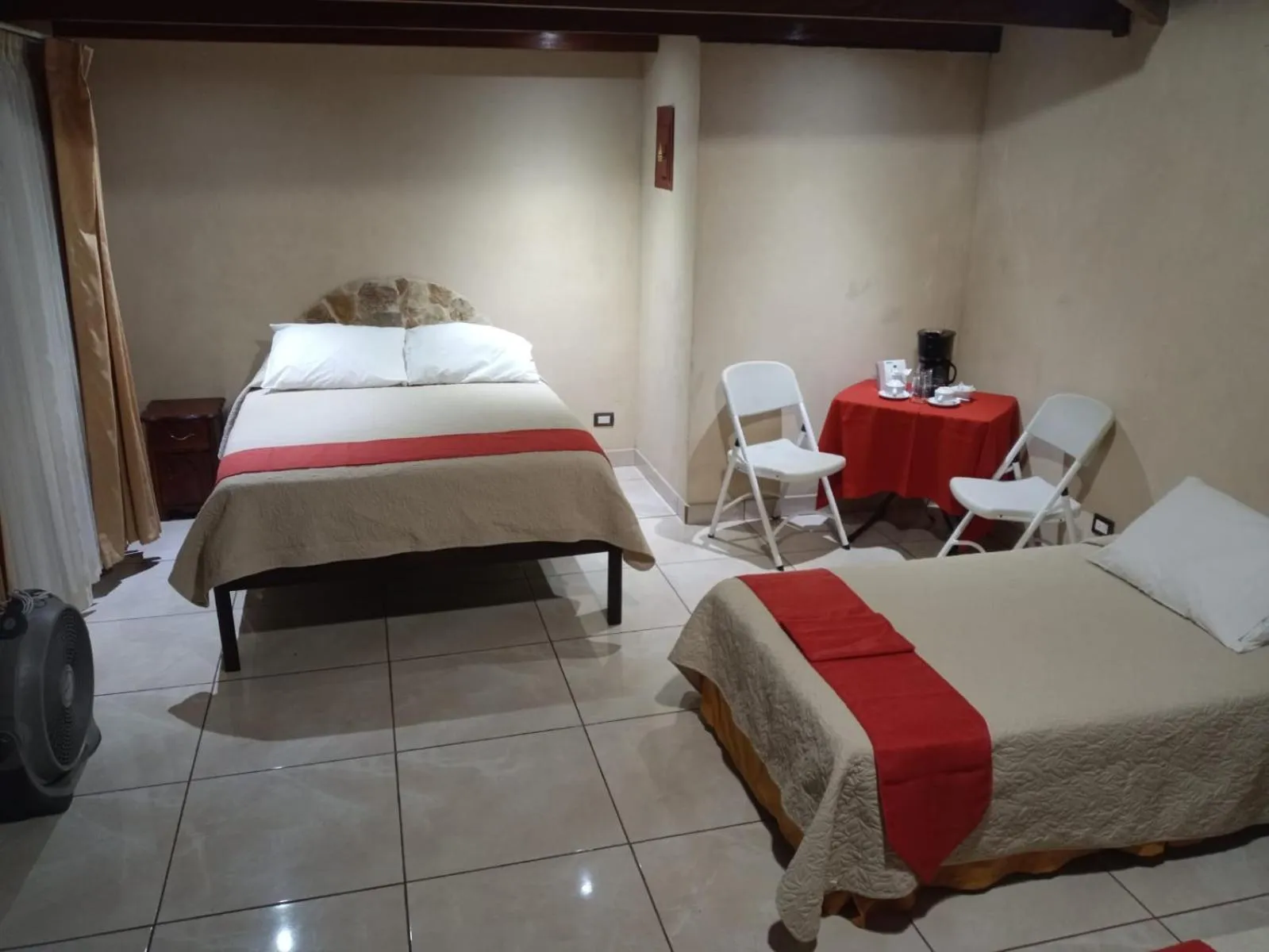 Photo of the whole room, Bed in Hotel Cibeles Resort