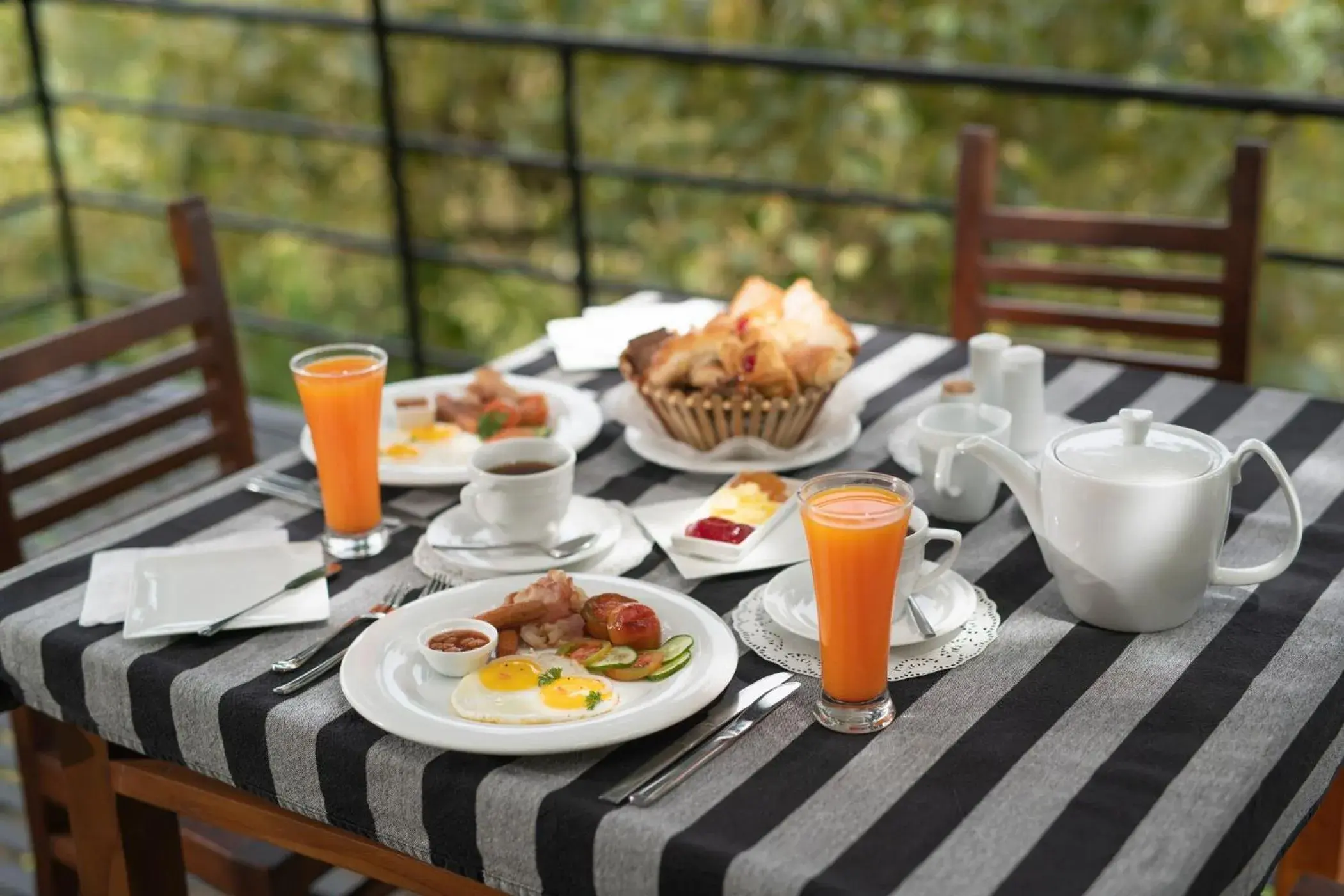 Breakfast in Melheim Kandy Villas Breakfast in Melheim Kandy Villas