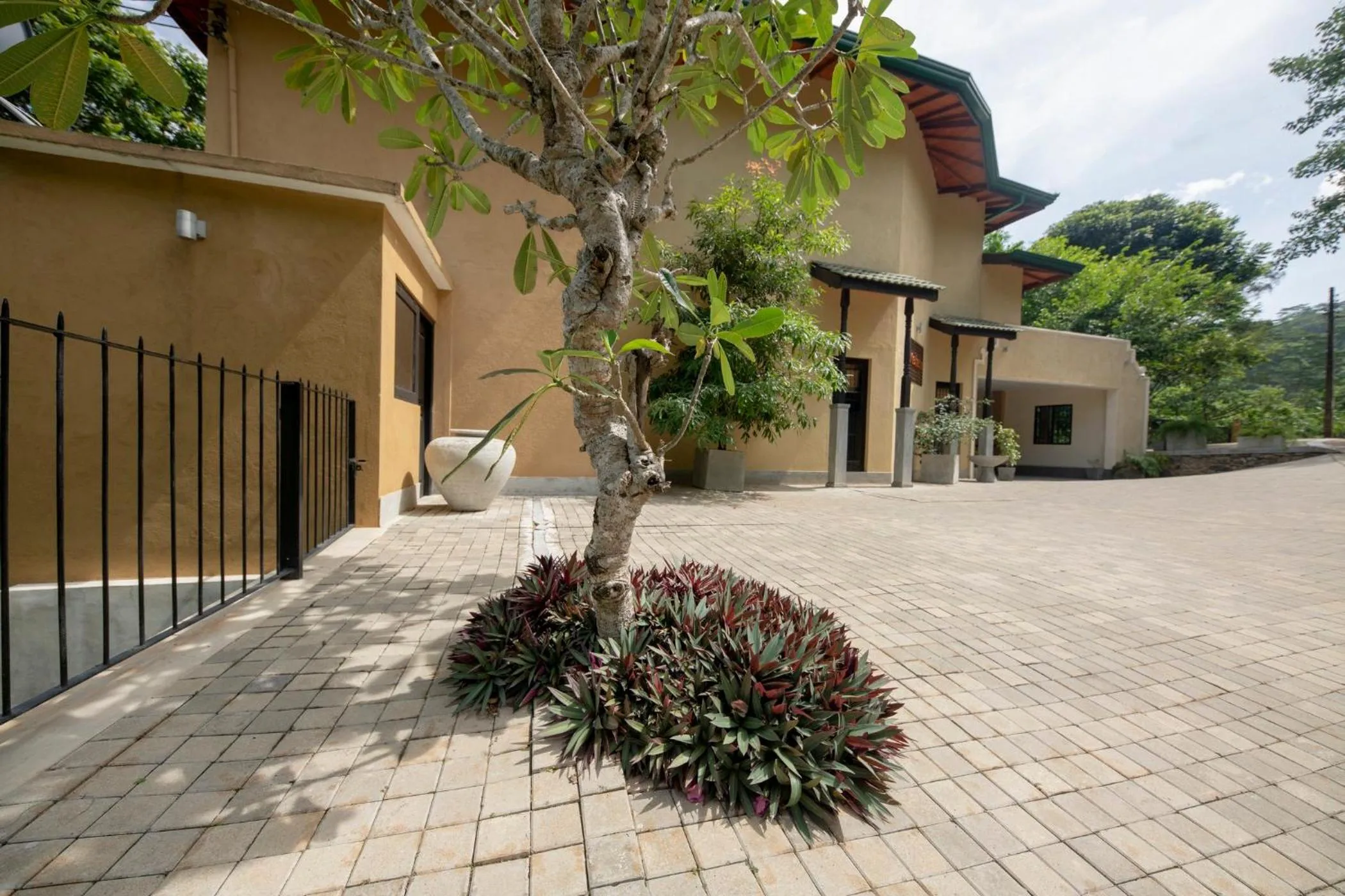 Property building in Melheim Kandy Villas