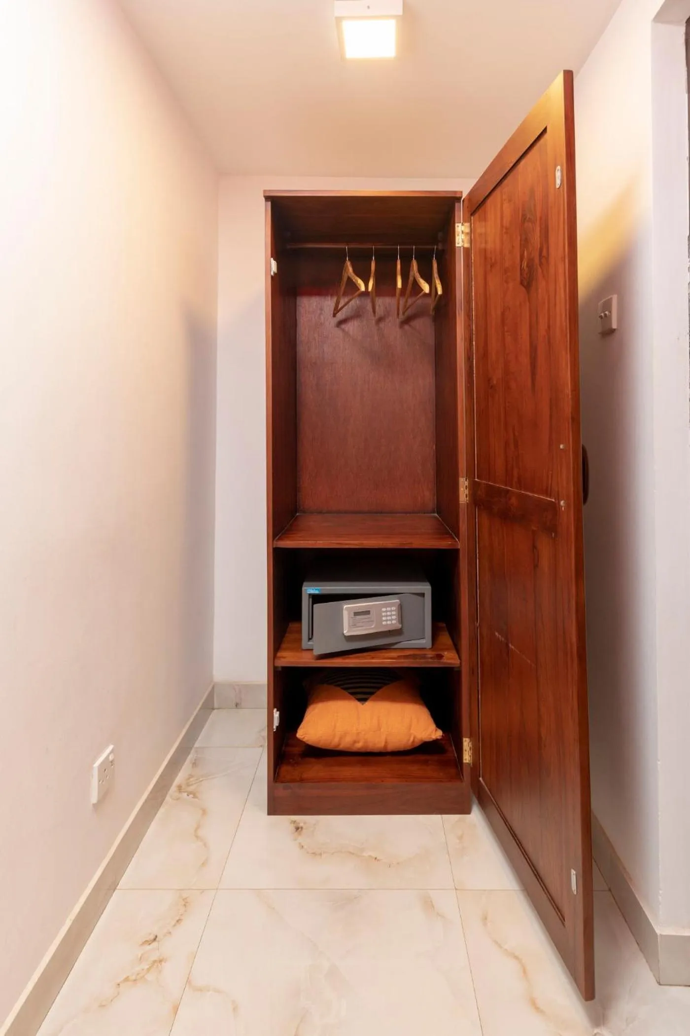 Other in Melheim Kandy Villas