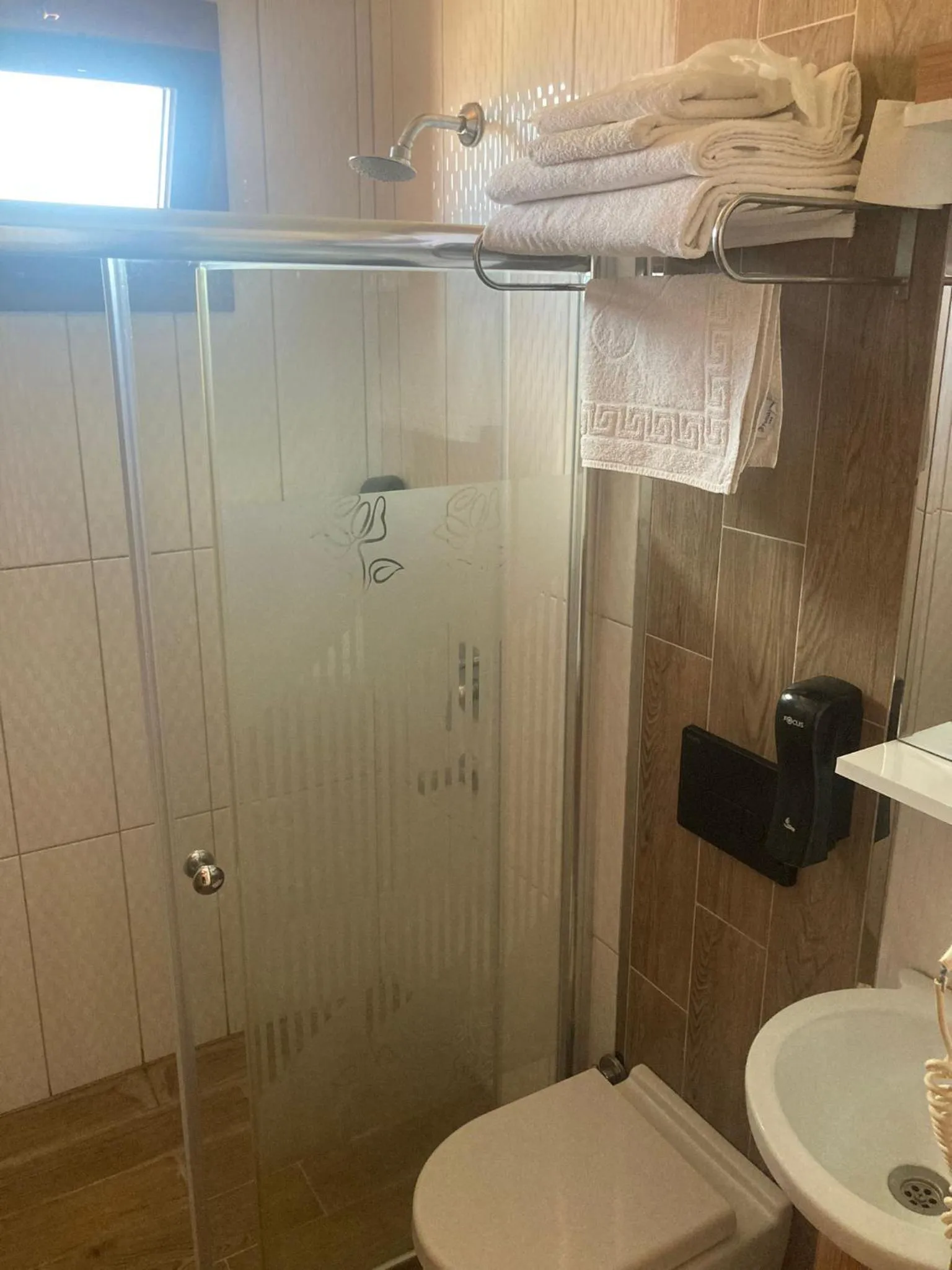 Shower in Safran Palas