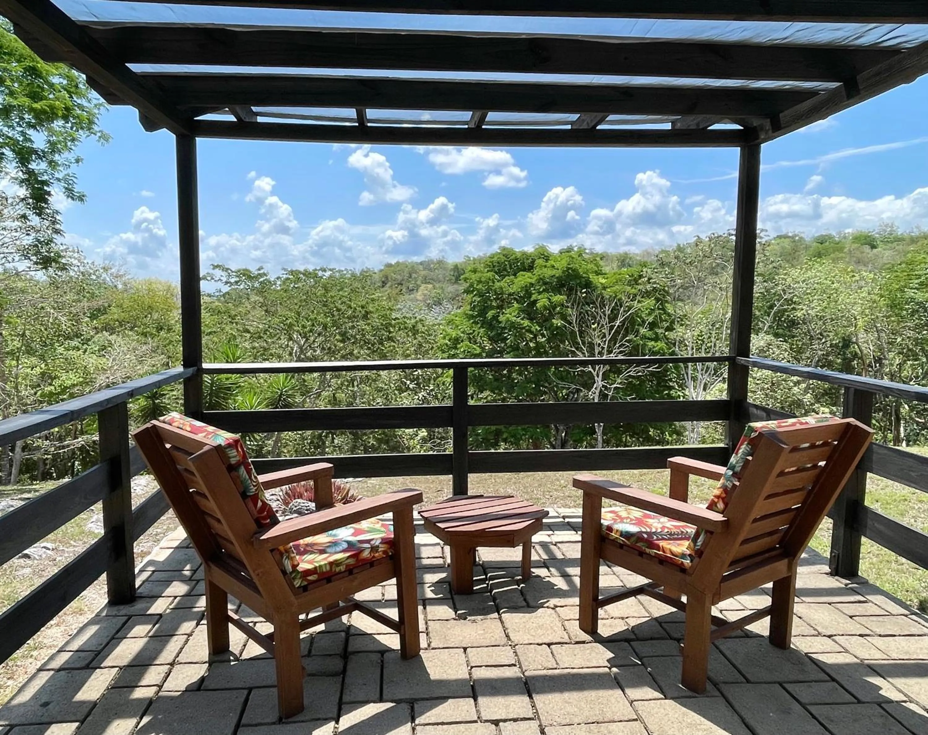 Patio in Gumbo Limbo Jungle Resort