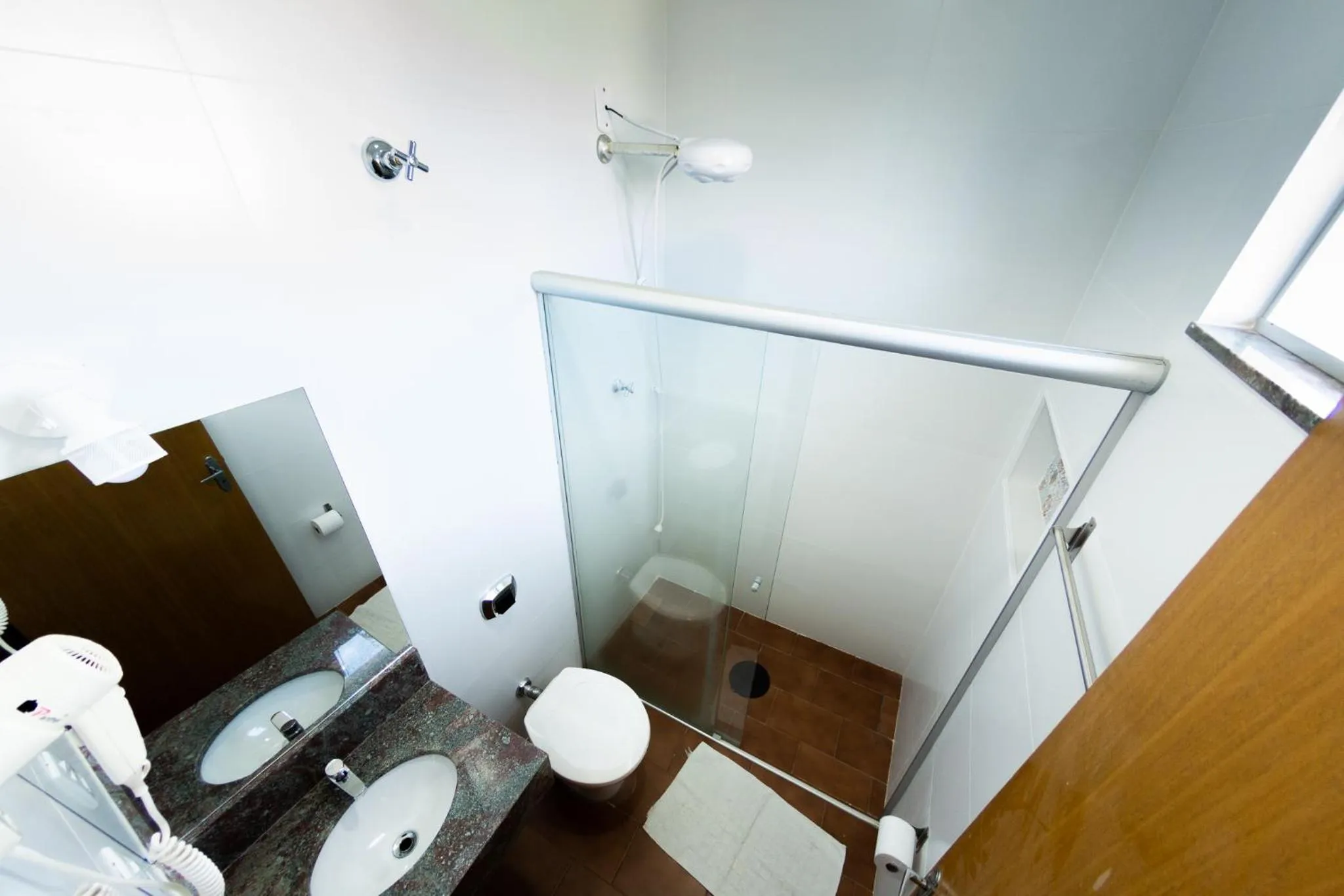 Photo of the whole room in Hotel Pouso Novo