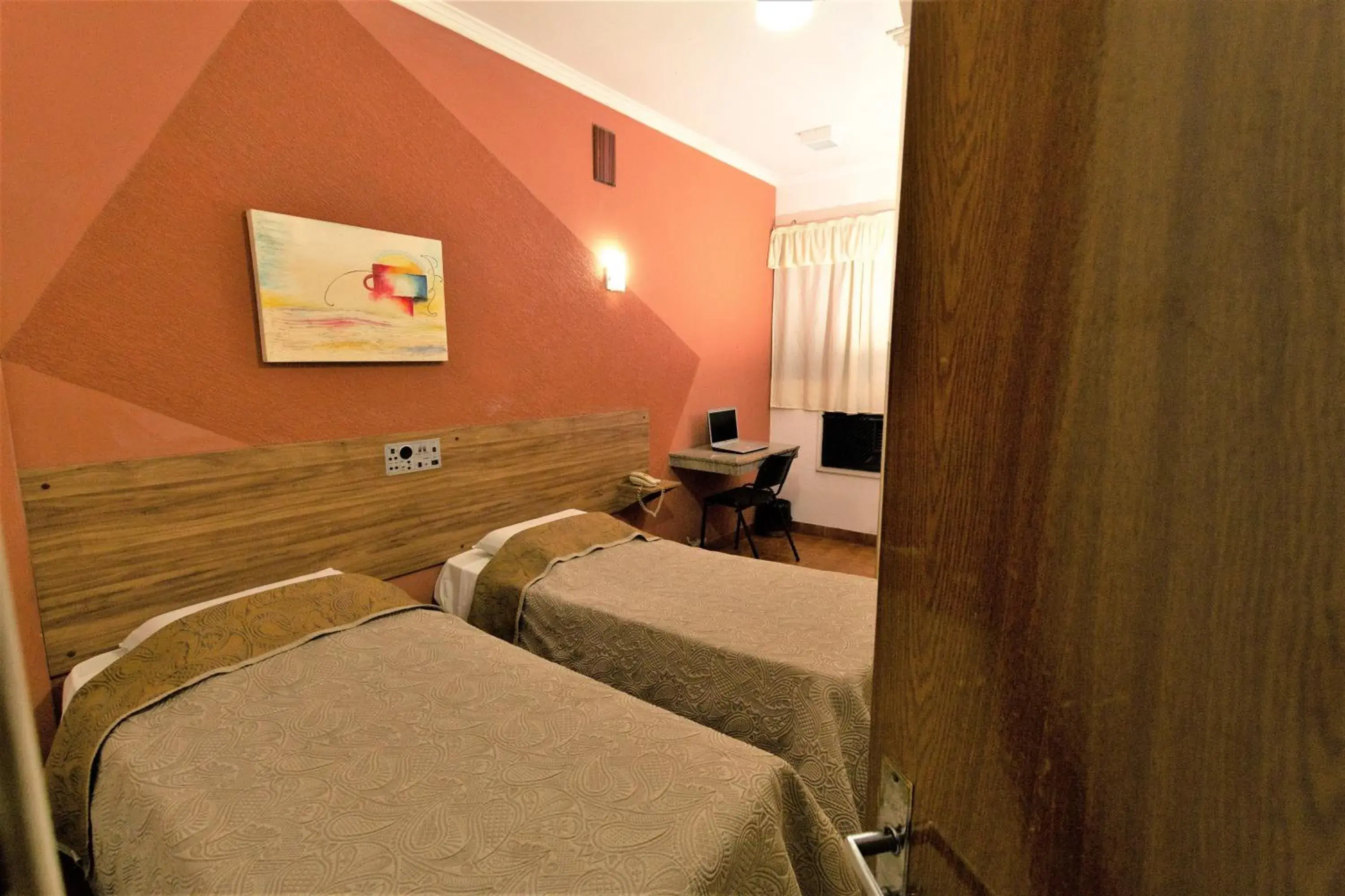 Superior Twin Room - single occupancy in Hotel Pouso Novo Superior Twin Room - single occupancy in Hotel Pouso Novo