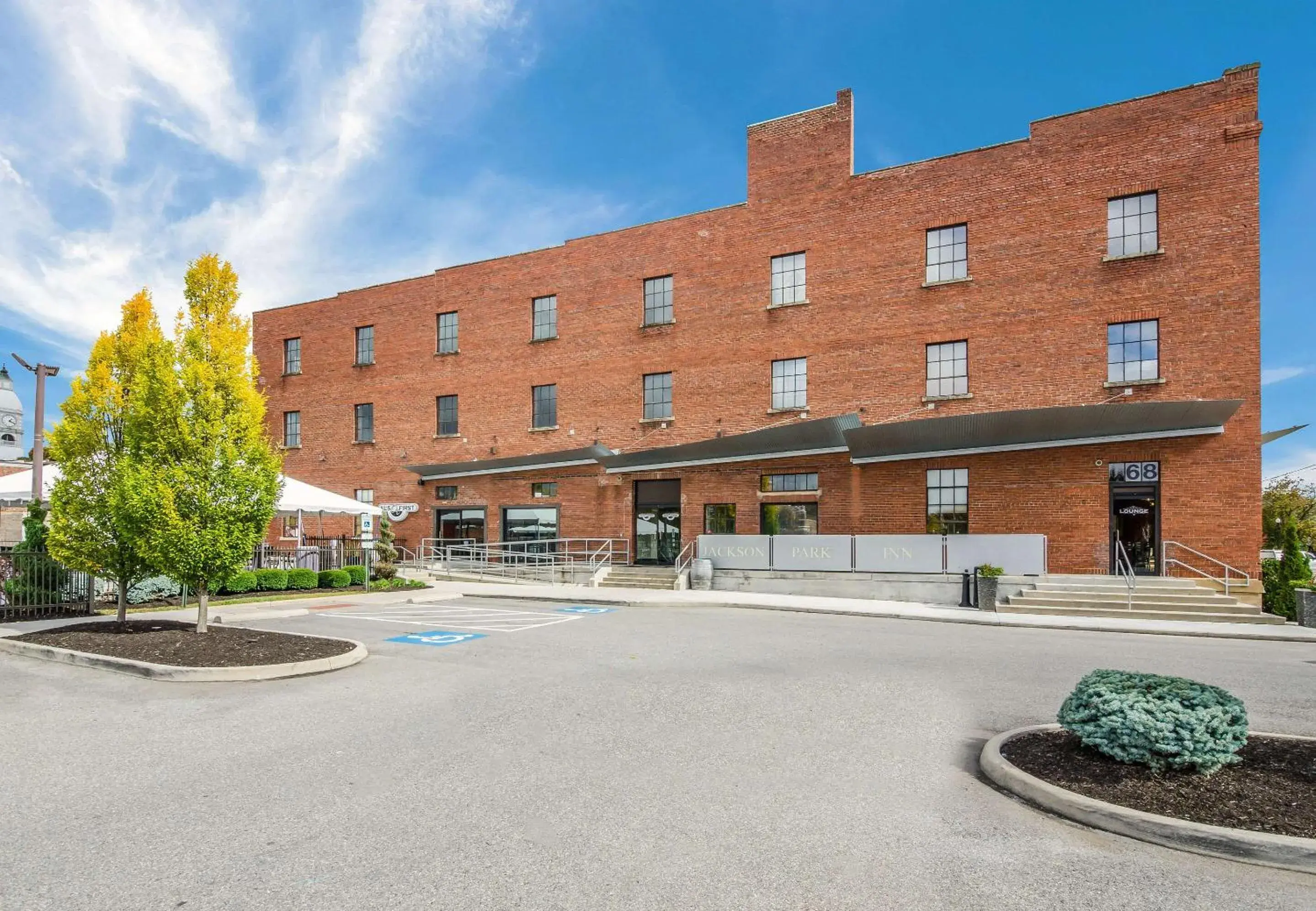 Property building in Jackson Park Inn, an Ascend Collection Hotel Property building in Jackson Park Inn, an Ascend Collection Hotel