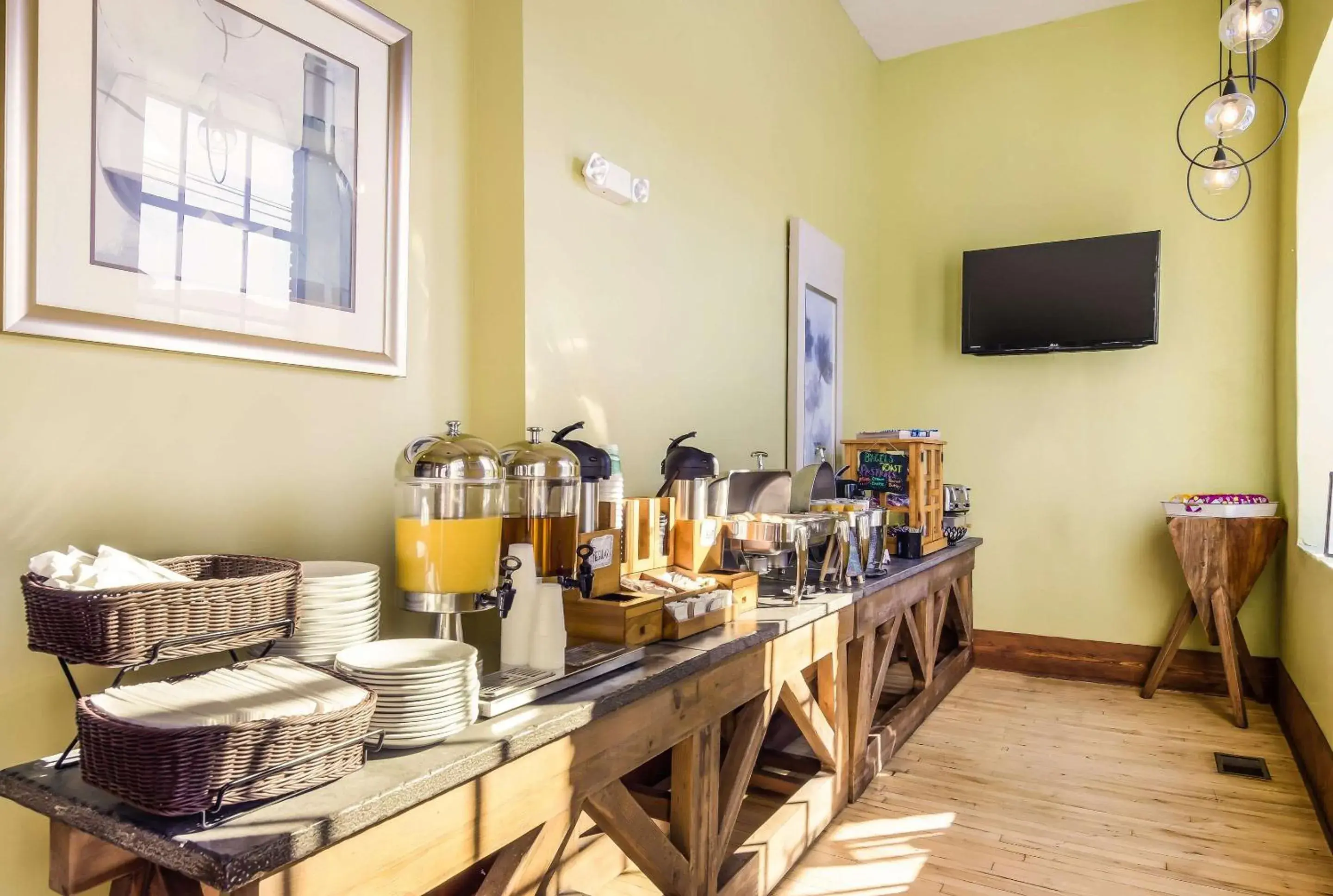 Breakfast in Jackson Park Inn, an Ascend Collection Hotel Breakfast in Jackson Park Inn, an Ascend Collection Hotel