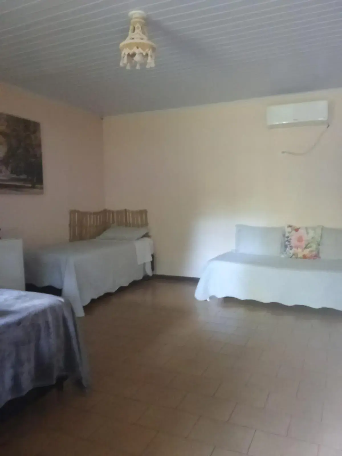 Quadruple Room with Private Bathroom in Camping e Hostel Internacional Quadruple Room with Private Bathroom in Camping e Hostel Internacional