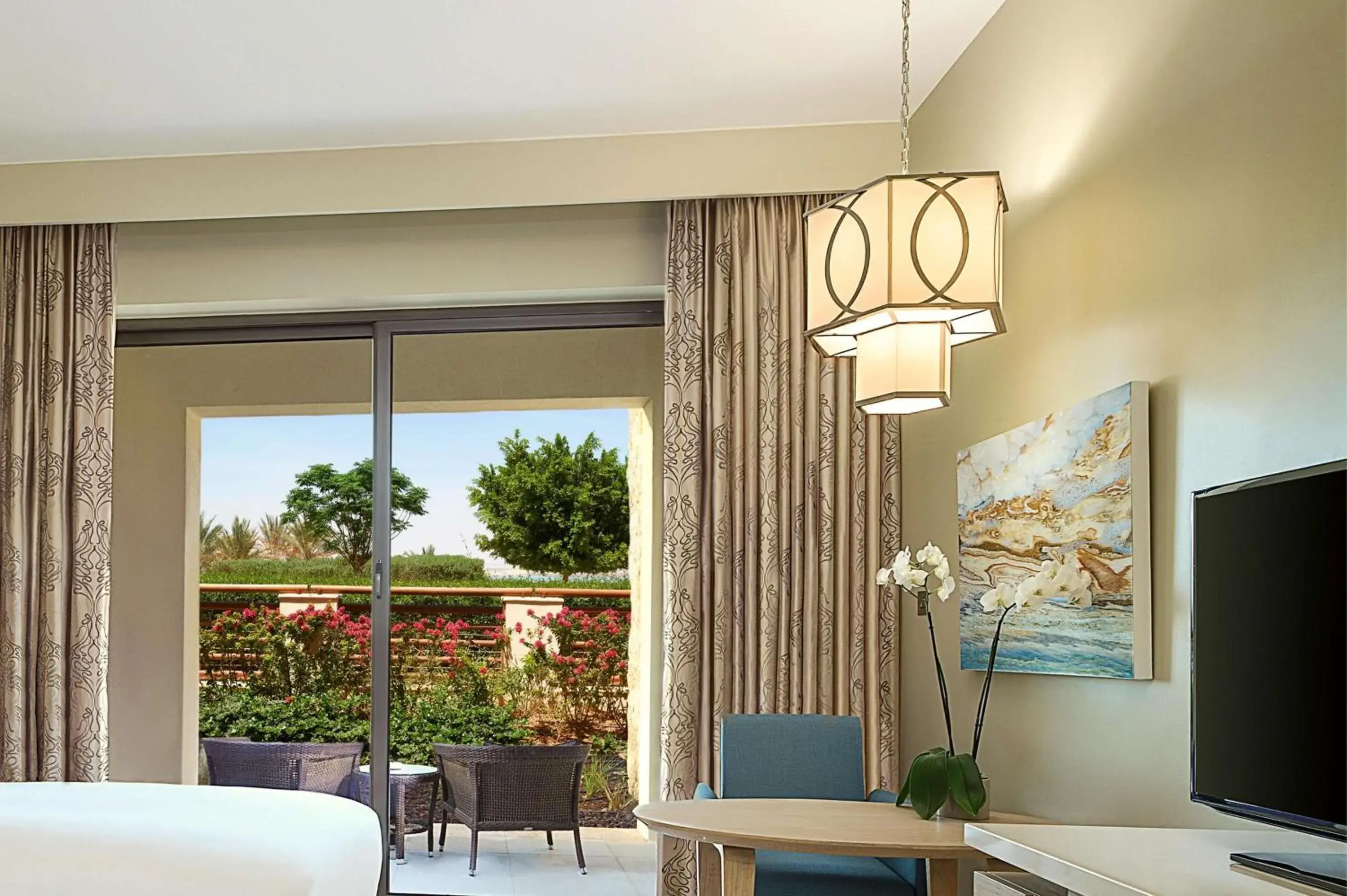 Bedroom in Hilton Dead Sea Resort & Spa Bedroom in Hilton Dead Sea Resort & Spa