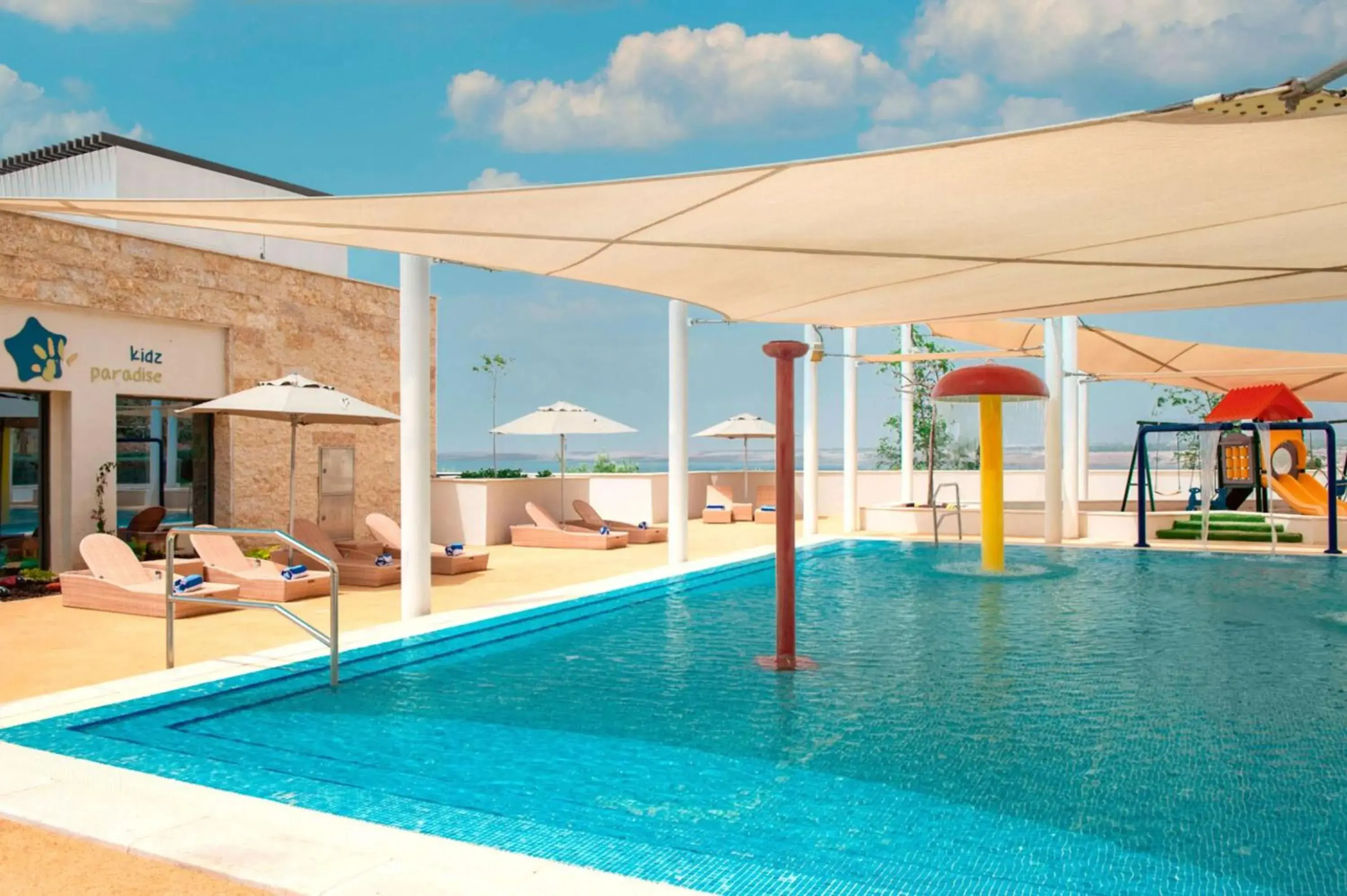 Pool view in Hilton Dead Sea Resort & Spa Pool view in Hilton Dead Sea Resort & Spa