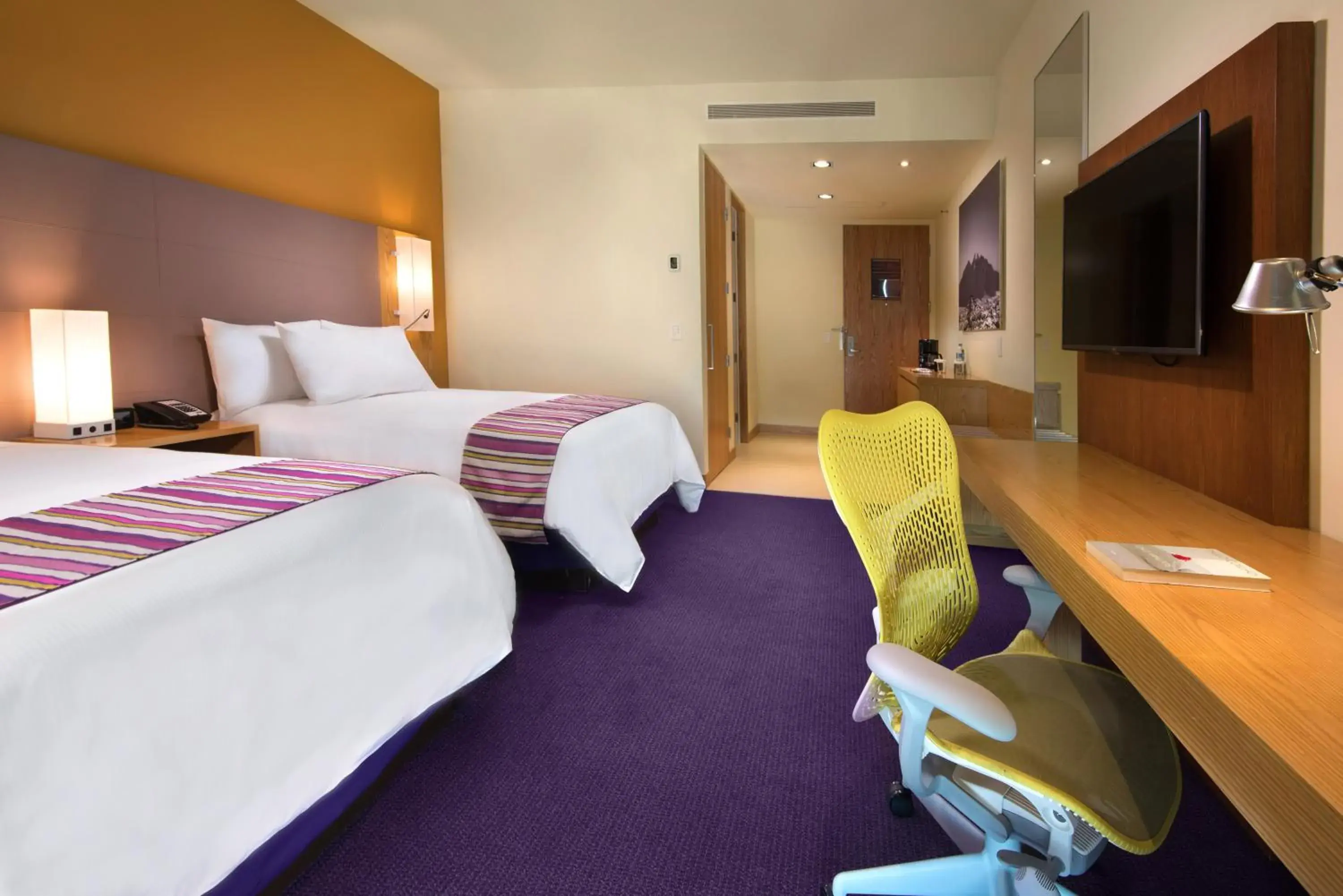 Bed in Hilton Garden Inn Monterrey Airport Bed in Hilton Garden Inn Monterrey Airport