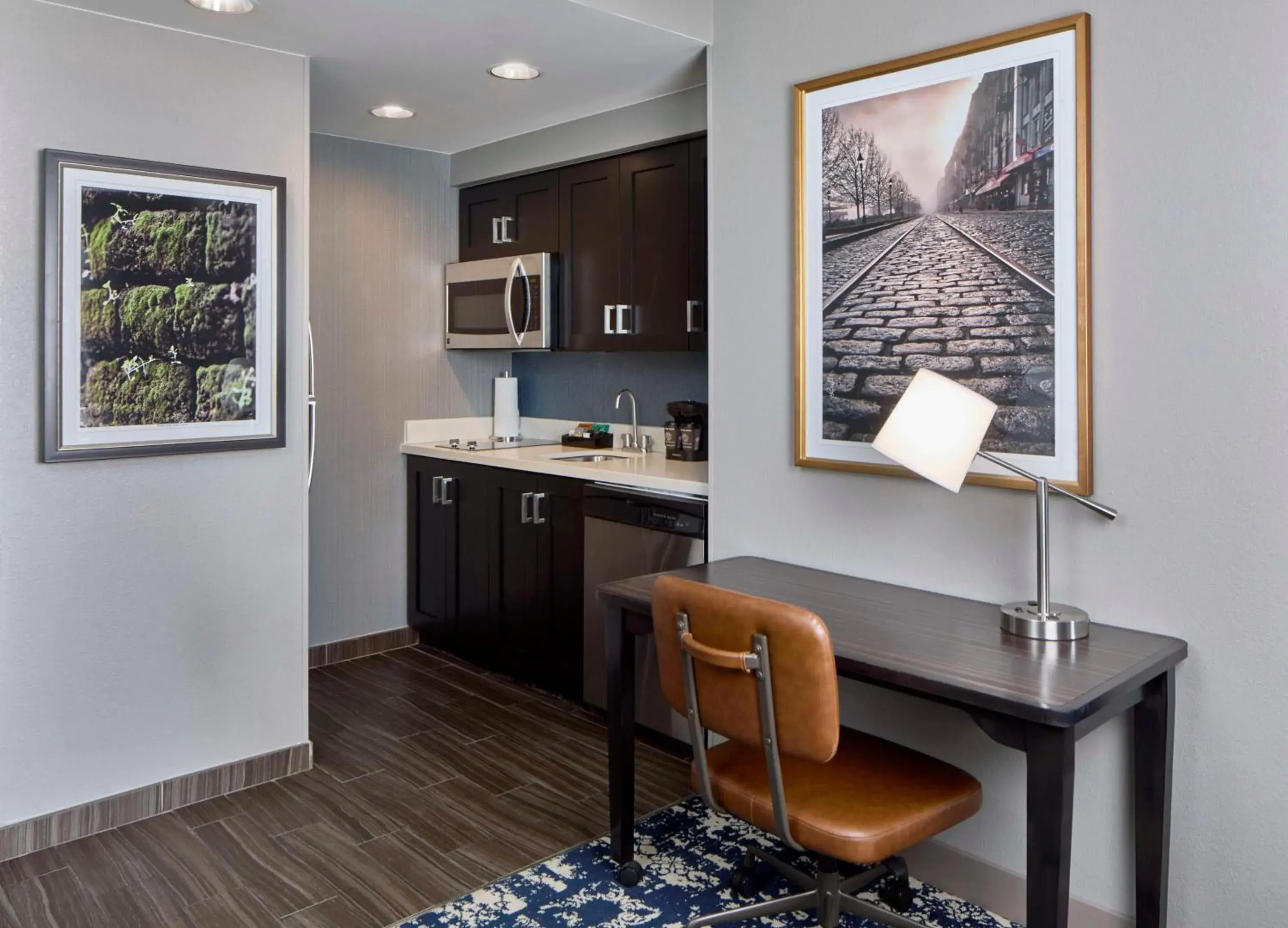 Queen Suite with Two Queen Beds with Courtyard View in Homewood Suites Savannah Historic District/Riverfront Queen Suite with Two Queen Beds with Courtyard View in Homewood Suites Savannah Historic District/Riverfront