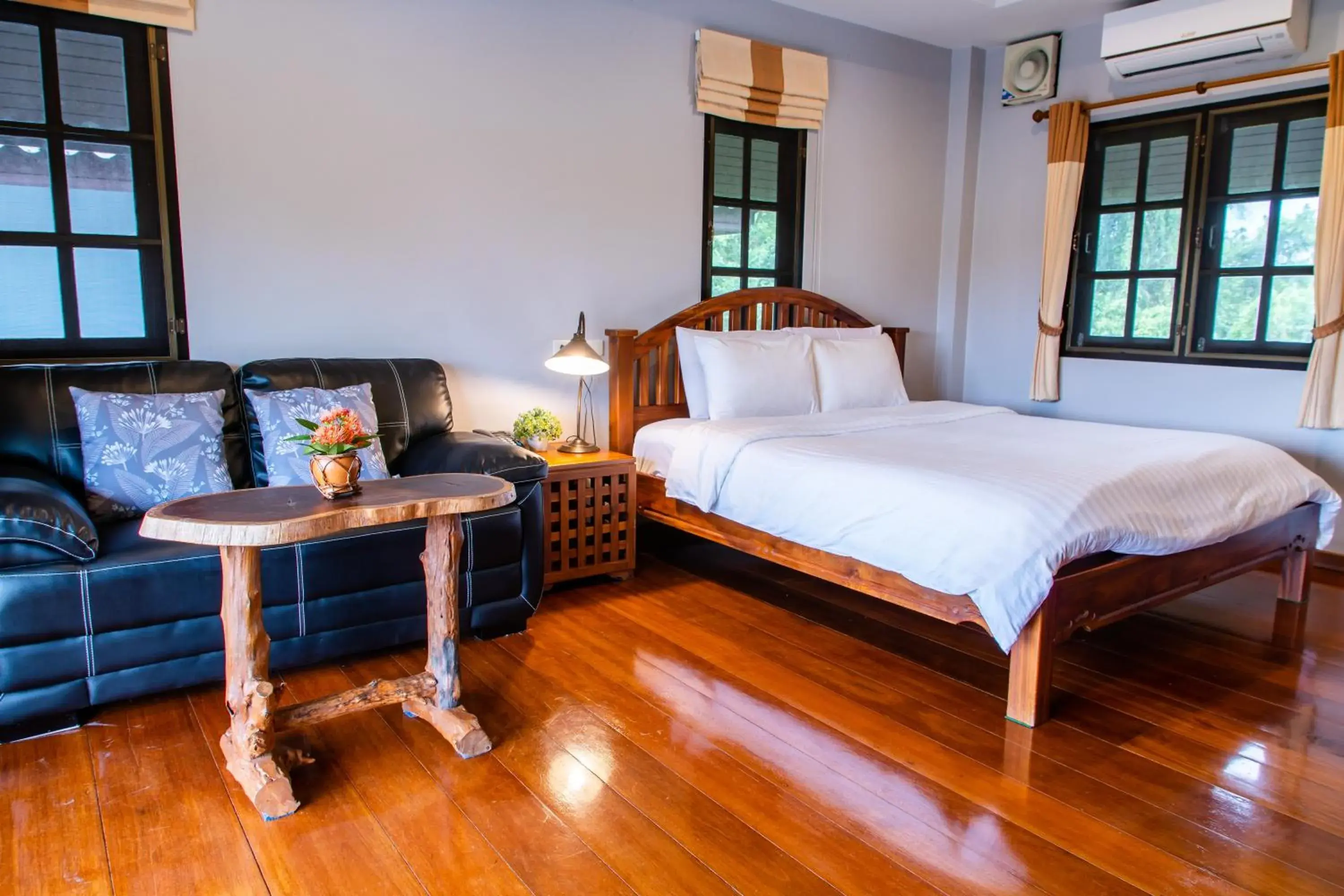 Bed in BaanRimNam Resort Trat Bed in BaanRimNam Resort Trat