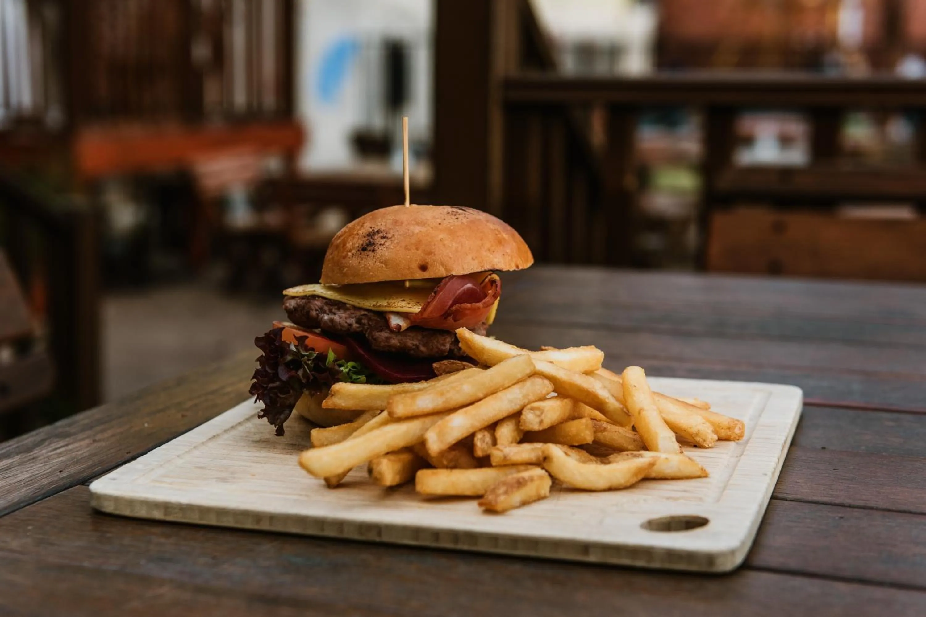 Food in Peel Inn Hotel Nundle