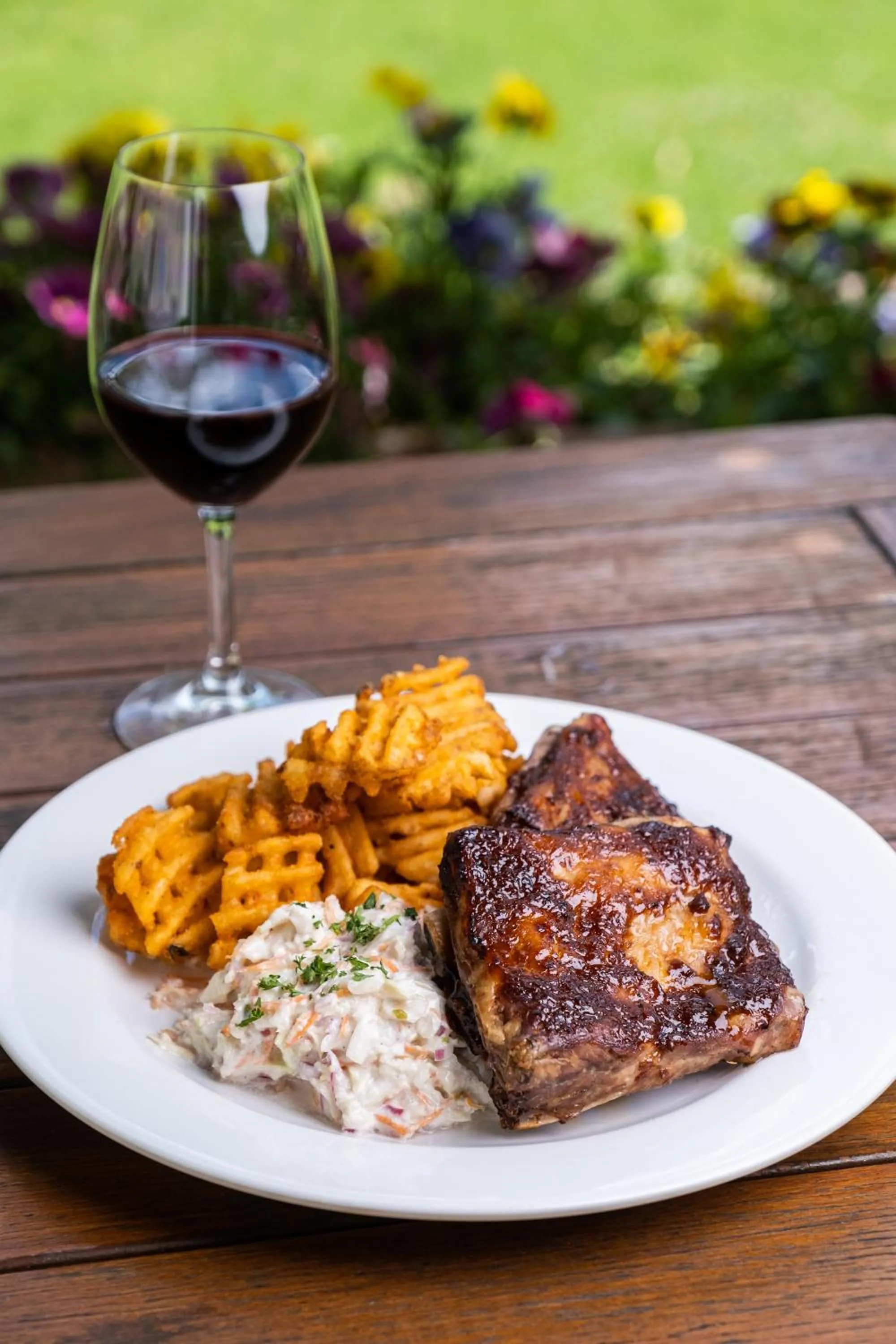 Meals in Peel Inn Hotel Nundle