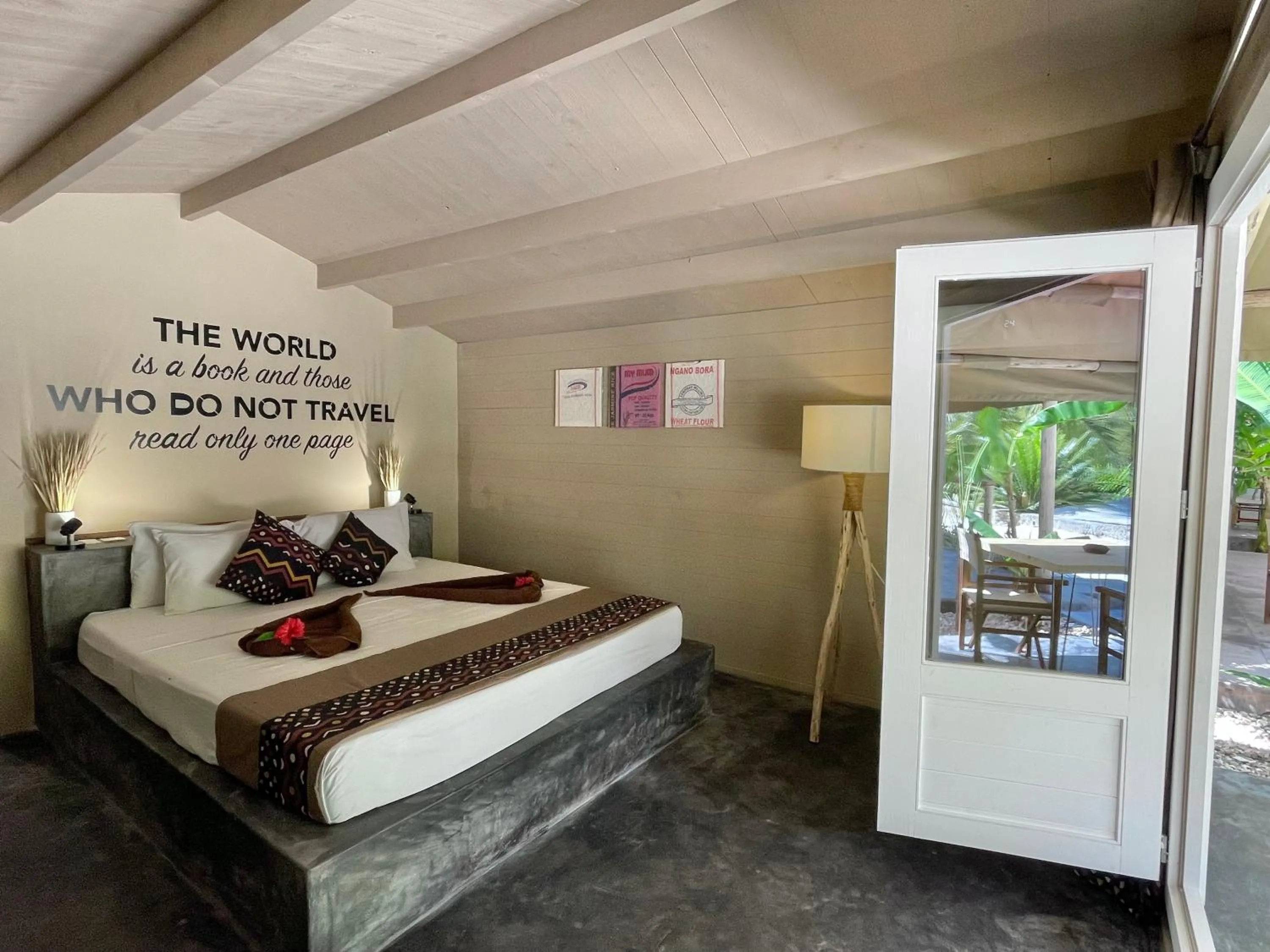 Bed in Mwezi Boutique Resort