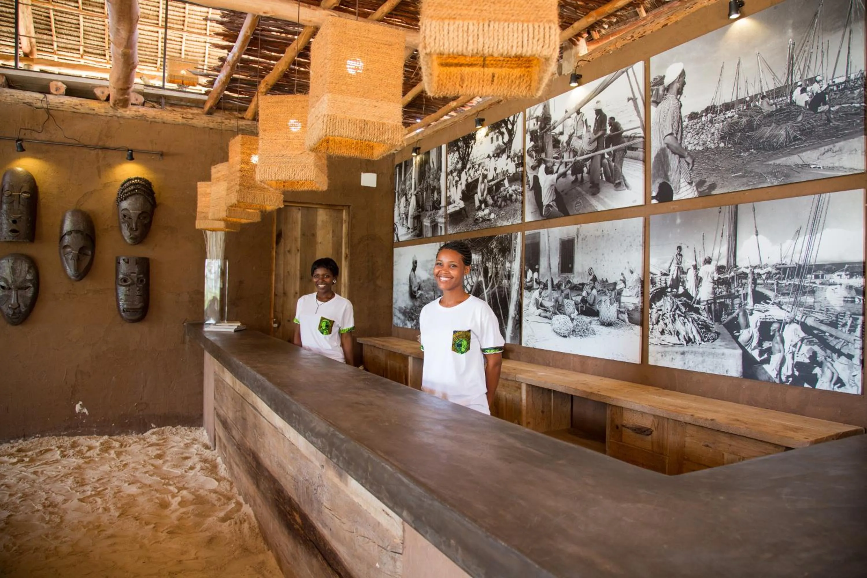 Restaurant/places to eat in Mwezi Boutique Resort