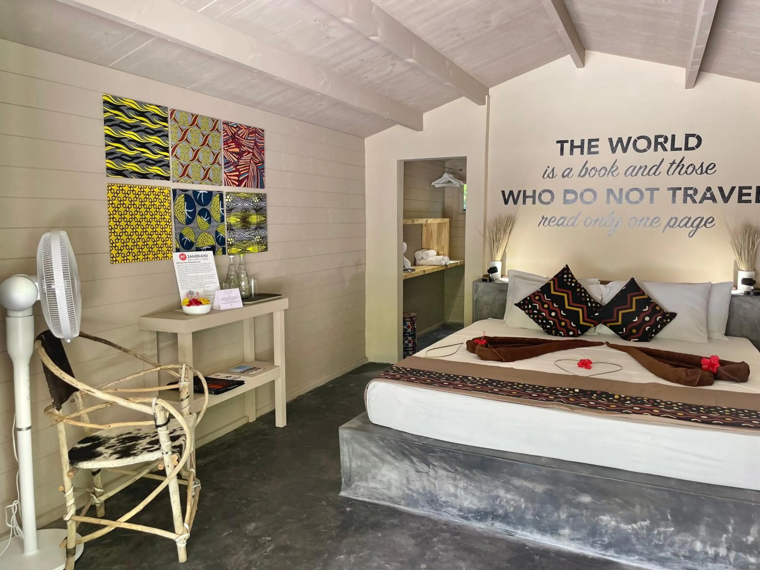 Bed in Mwezi Boutique Resort