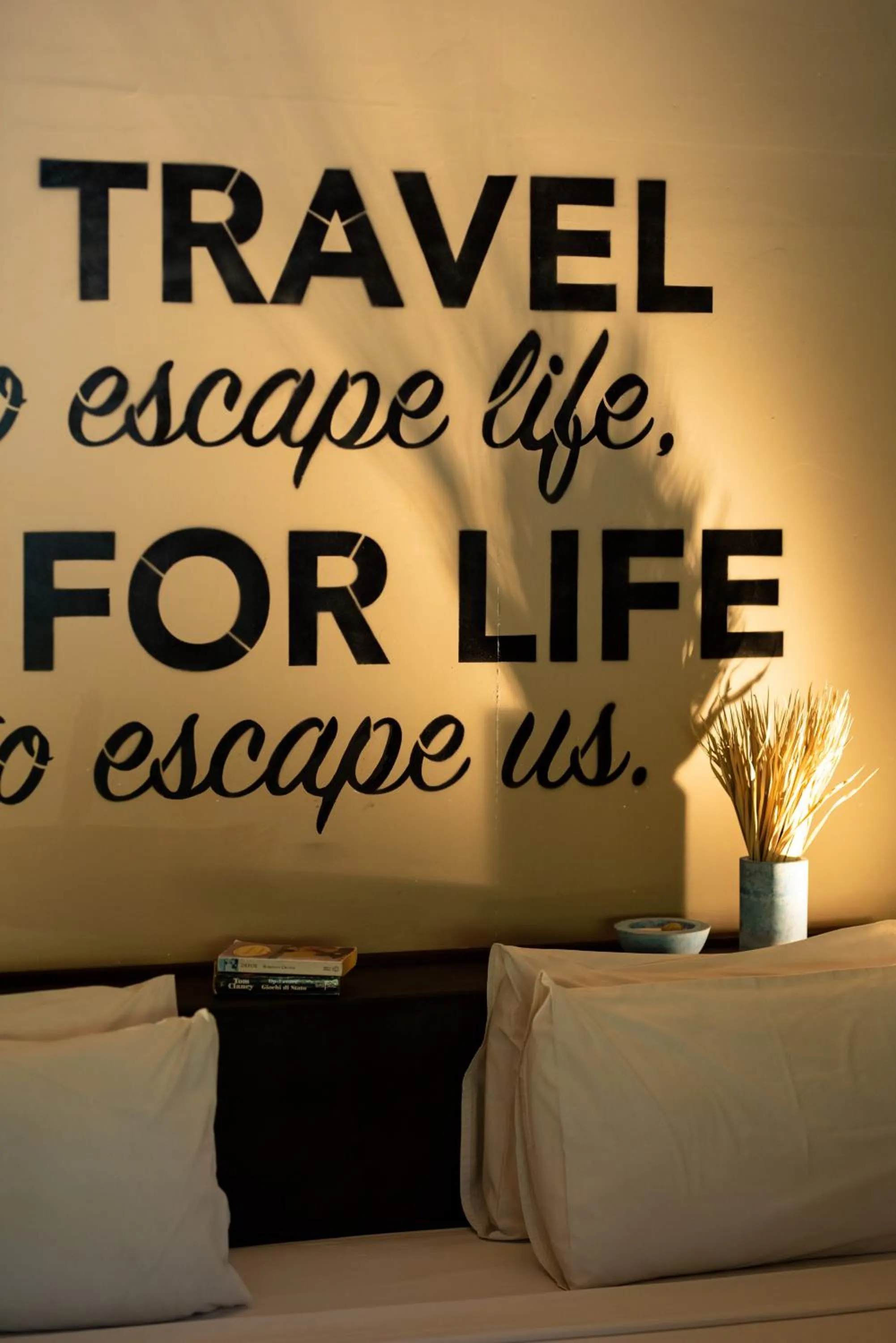 Decorative detail, Bed in Mwezi Boutique Resort