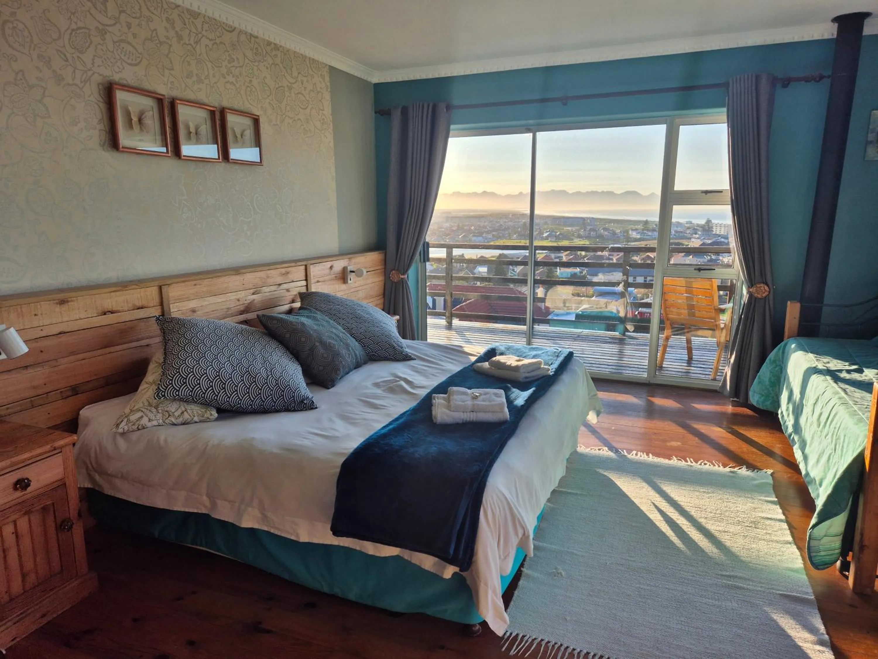 Bedroom, Bed in Bluebottle Guesthouse