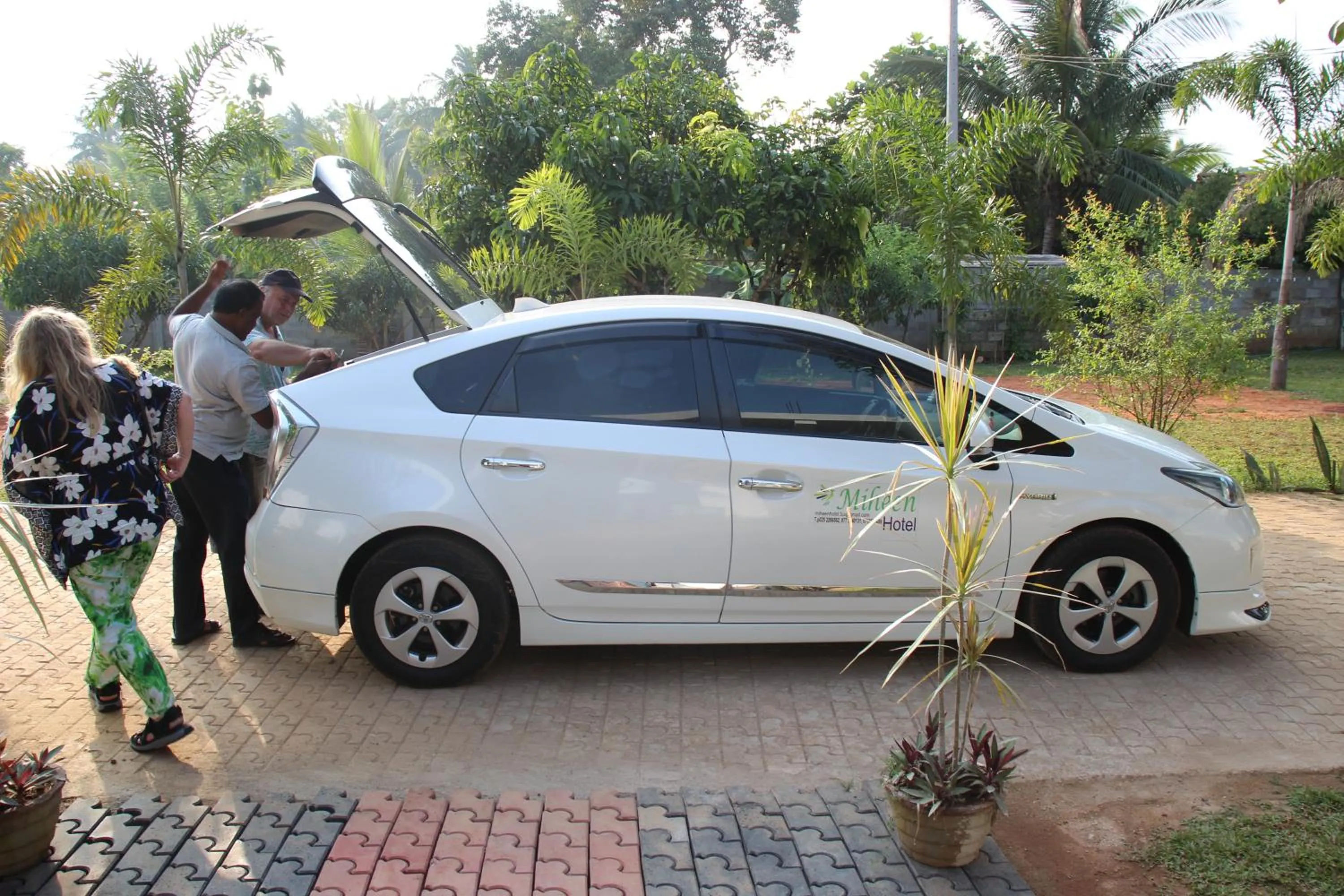Miheen Hotel & Resort - Anuradhapura