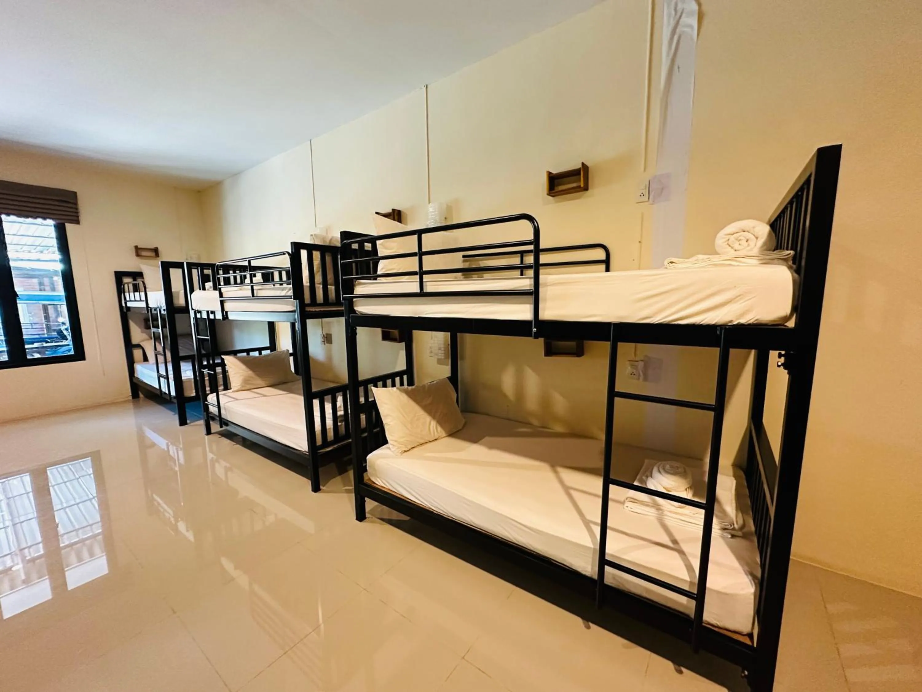 Bed in Koh Jum Bungalow & Hostel