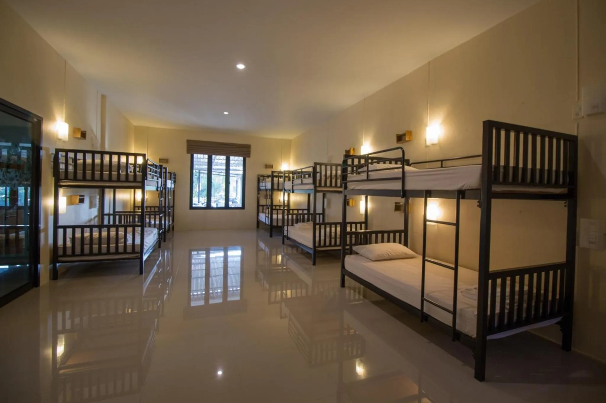 bunk bed, Bed in Koh Jum Bungalow & Hostel