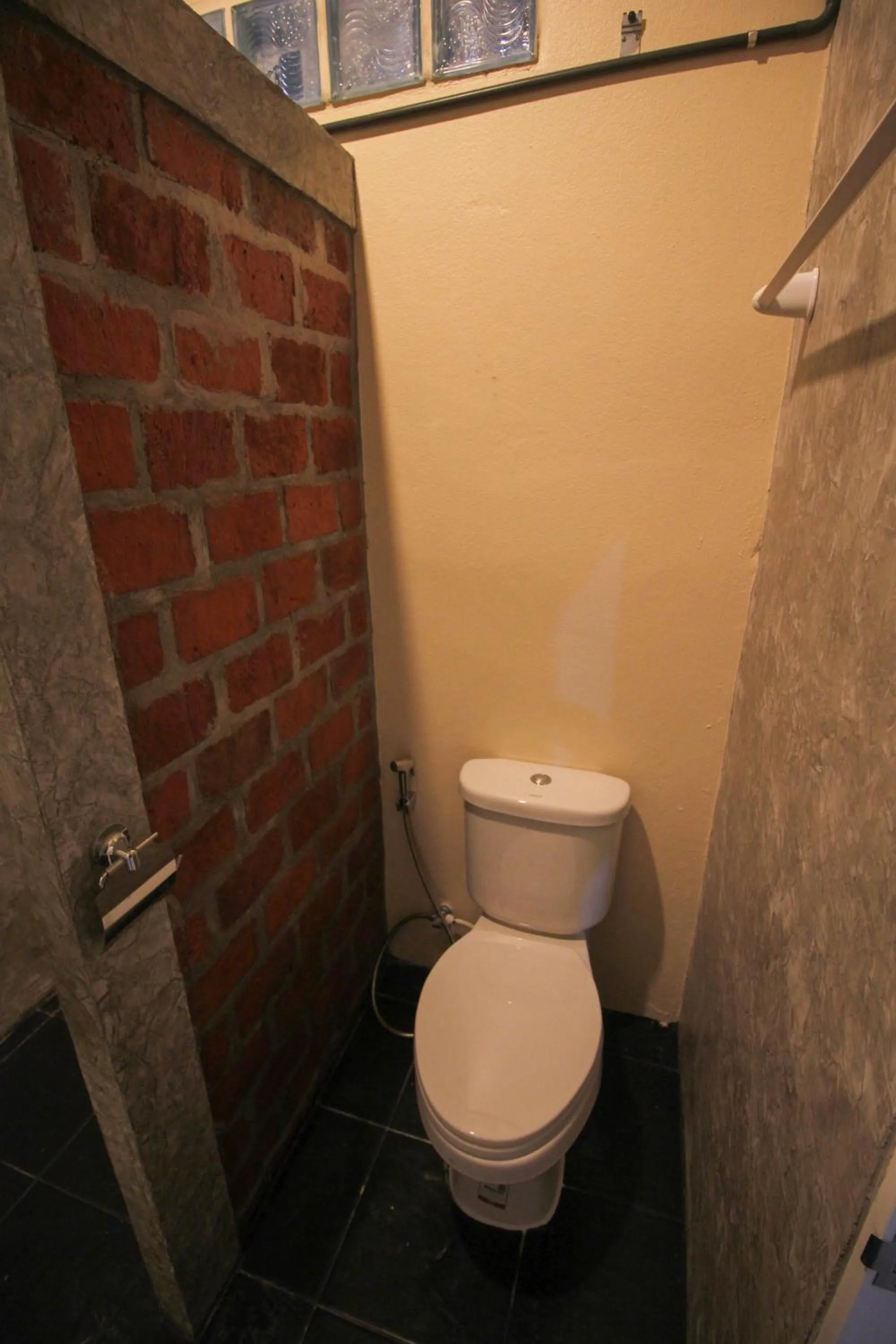 Bathroom in Koh Jum Bungalow & Hostel