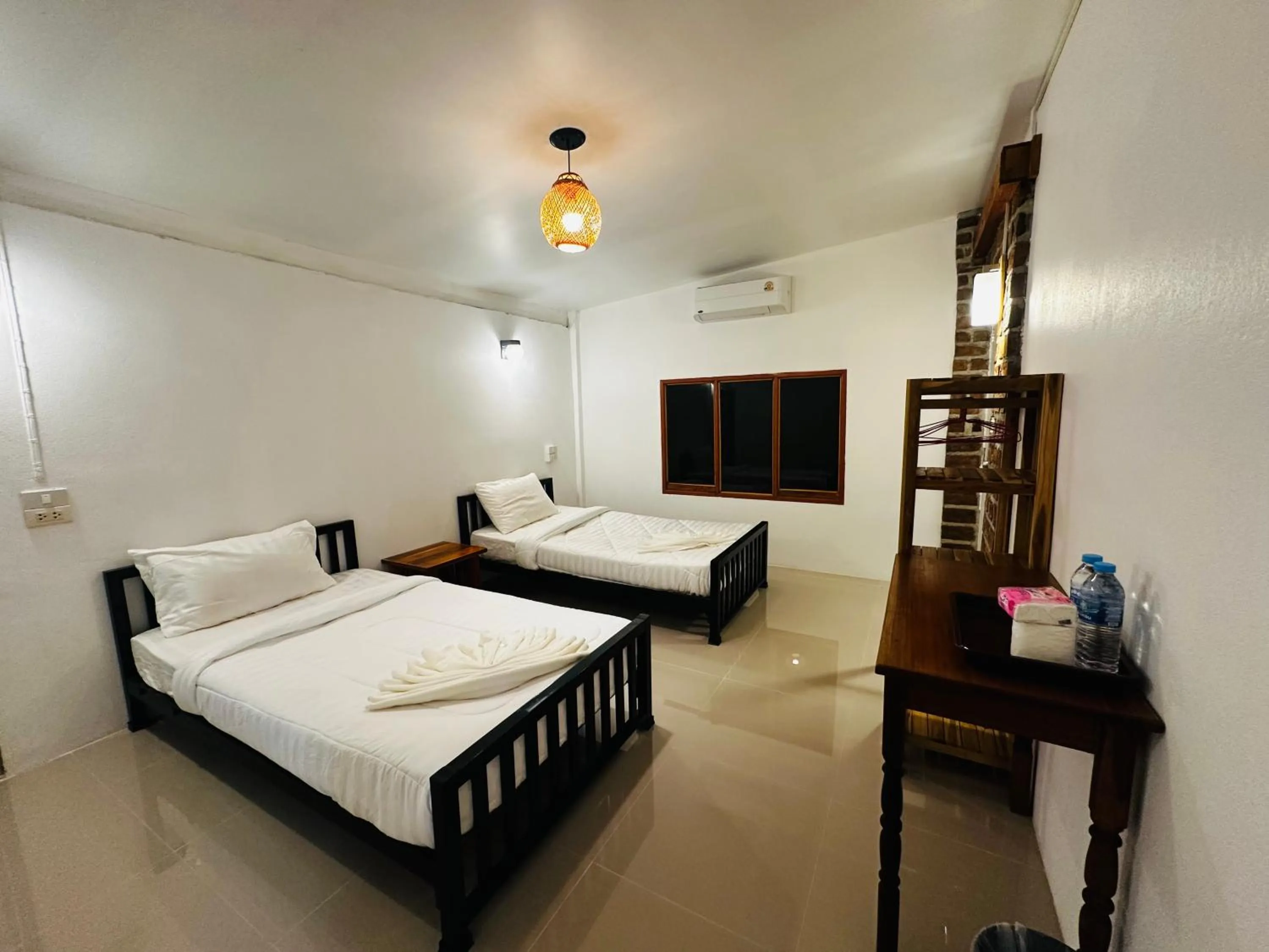Bed in Koh Jum Bungalow & Hostel