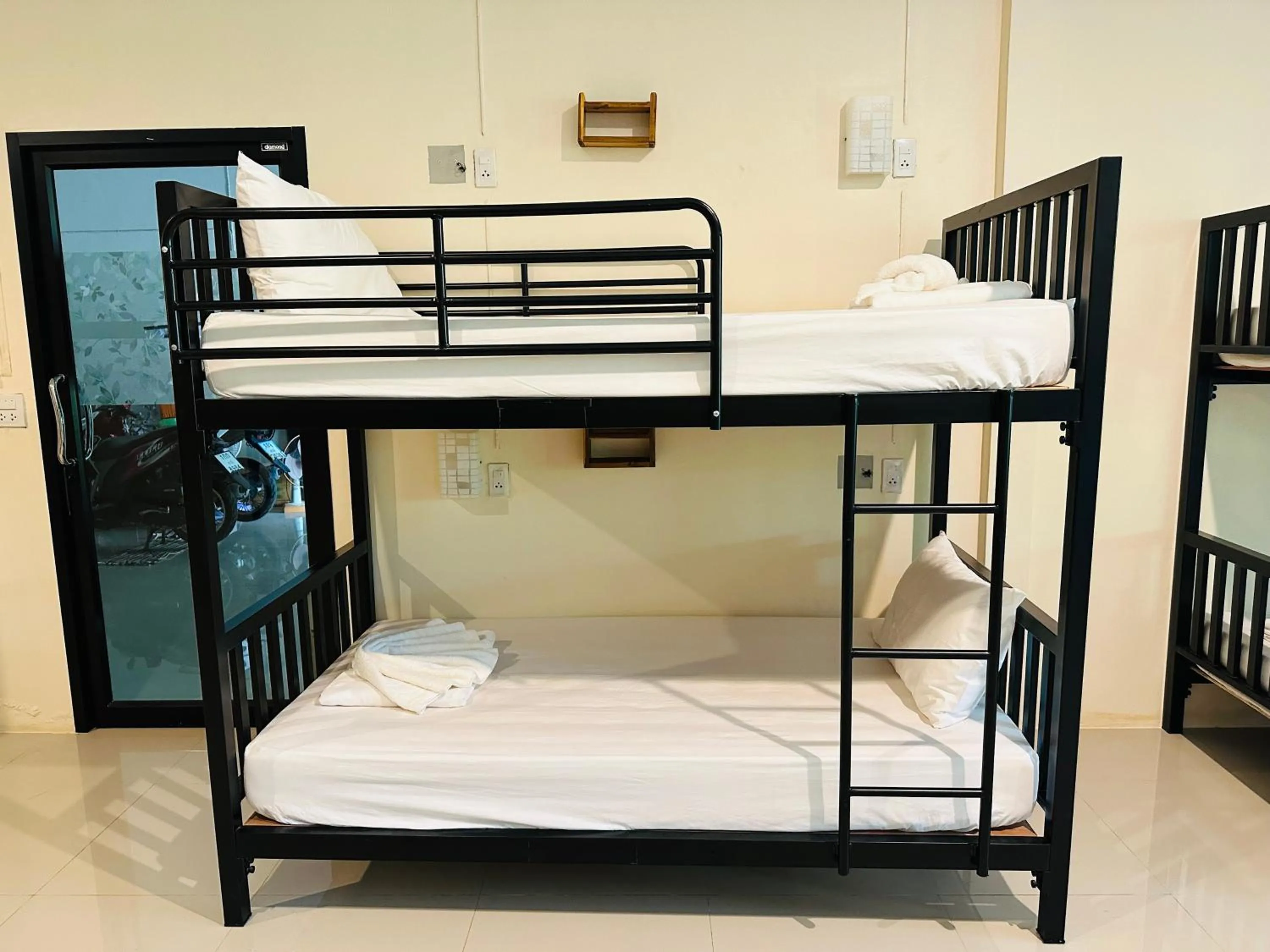 Bed in Koh Jum Bungalow & Hostel