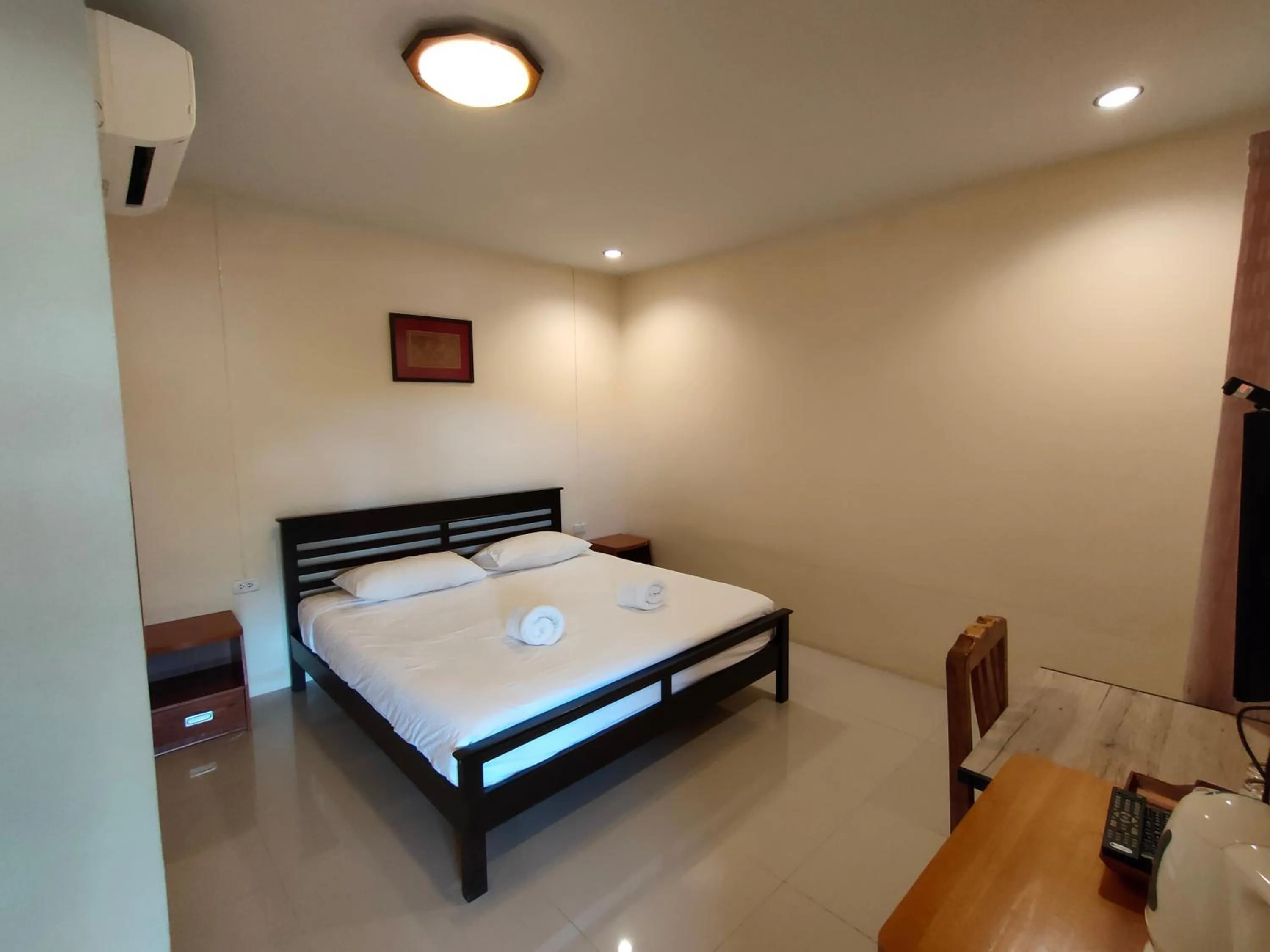 Bed in Koh Jum Bungalow & Hostel