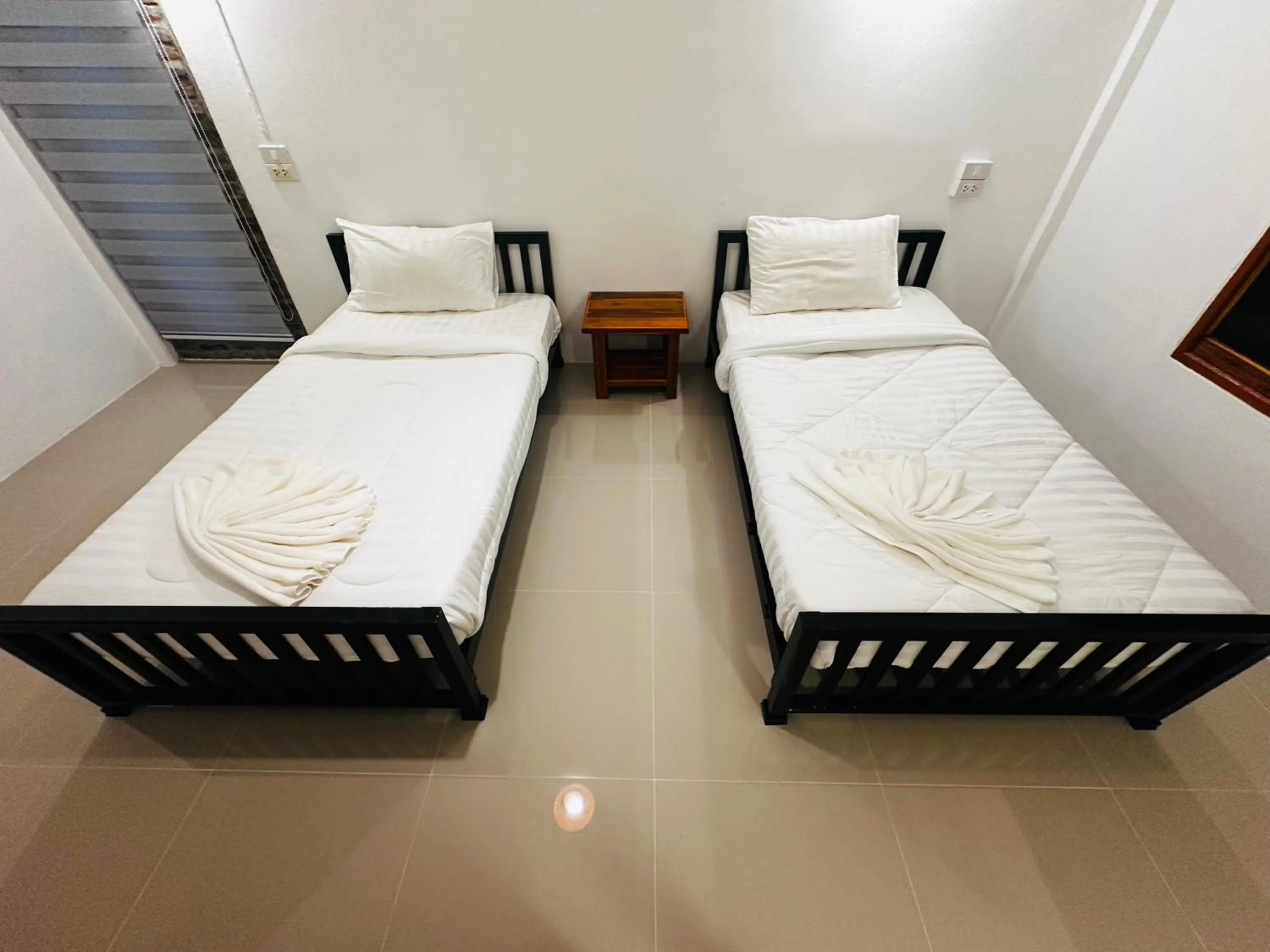 Bed in Koh Jum Bungalow & Hostel
