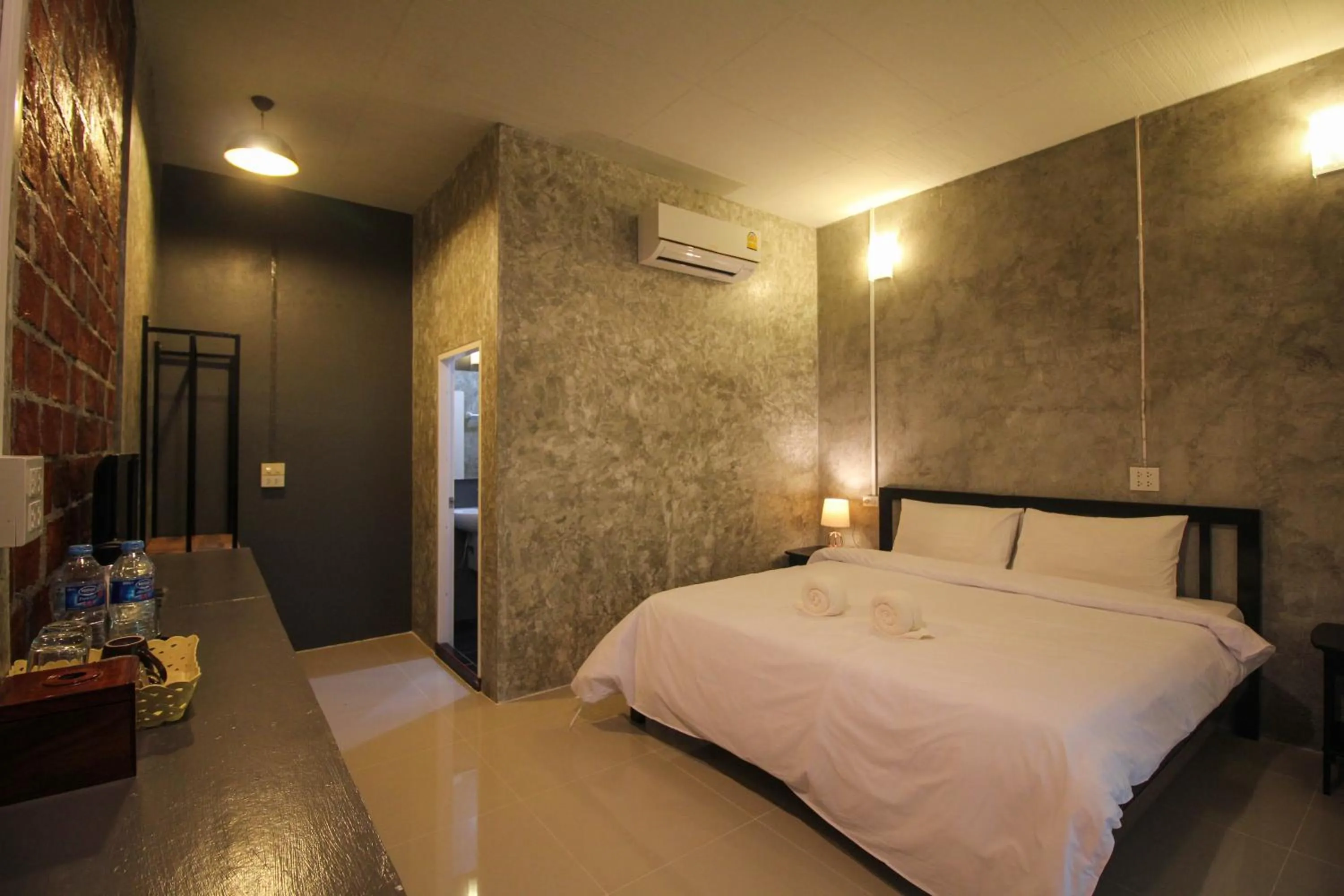 Bed in Koh Jum Bungalow & Hostel