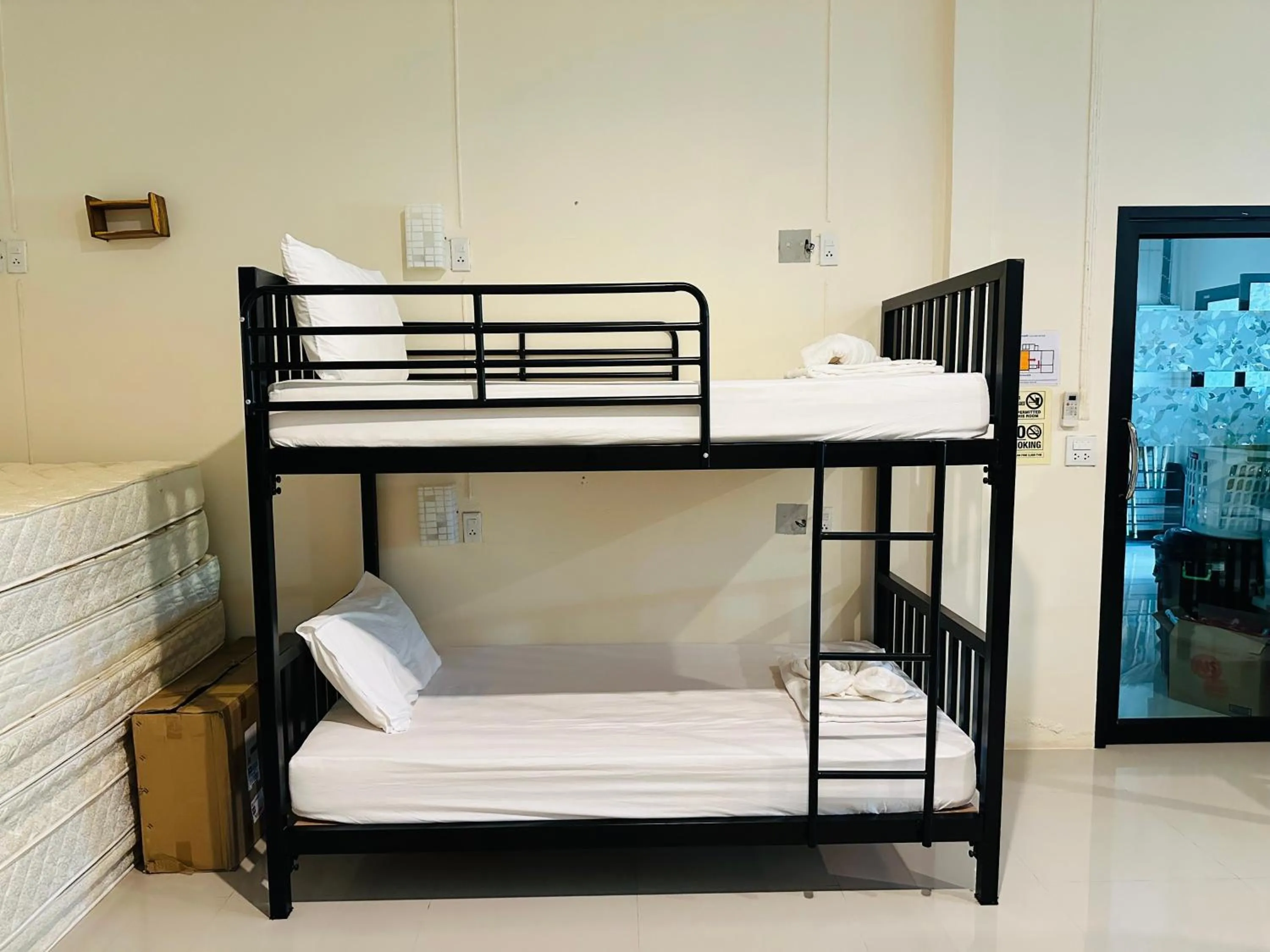 Bed in Koh Jum Bungalow & Hostel