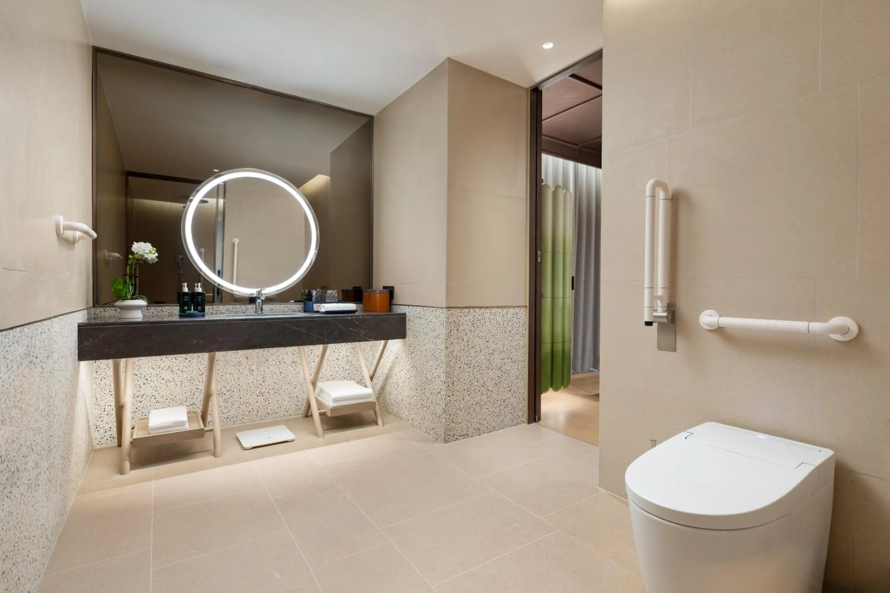 Photo of the whole room in Hotel Indigo Zhuhai Hengqin by IHG